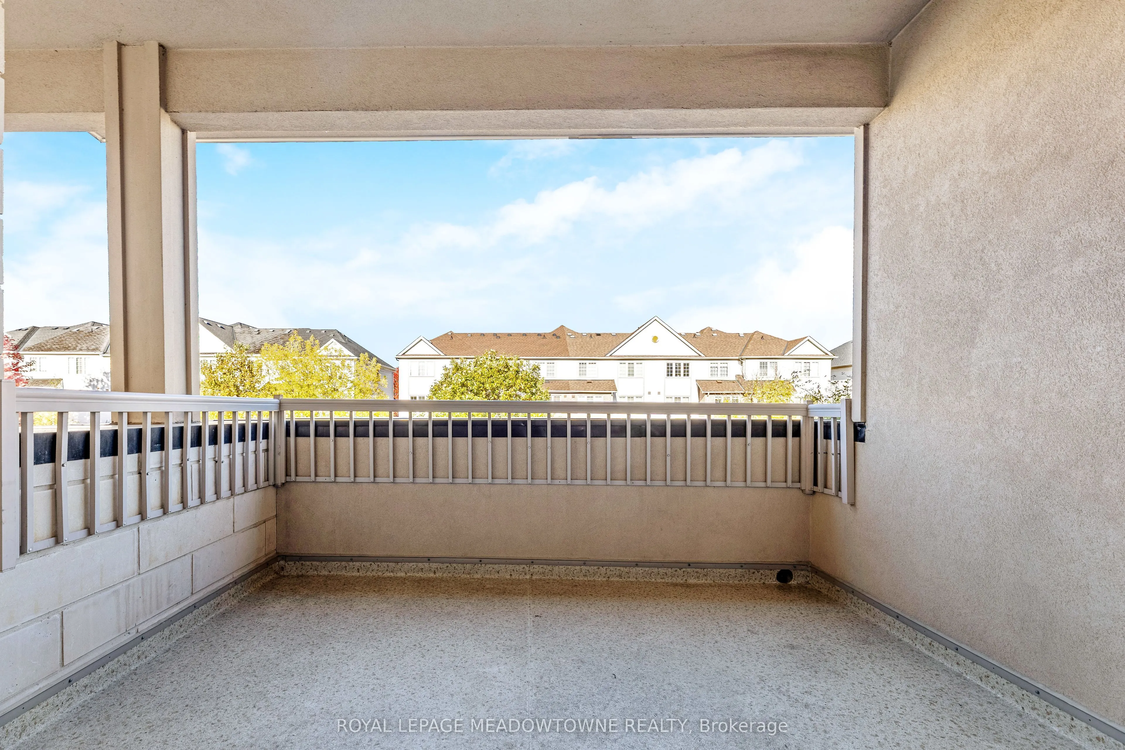 9105 Derry Road W, #Upper