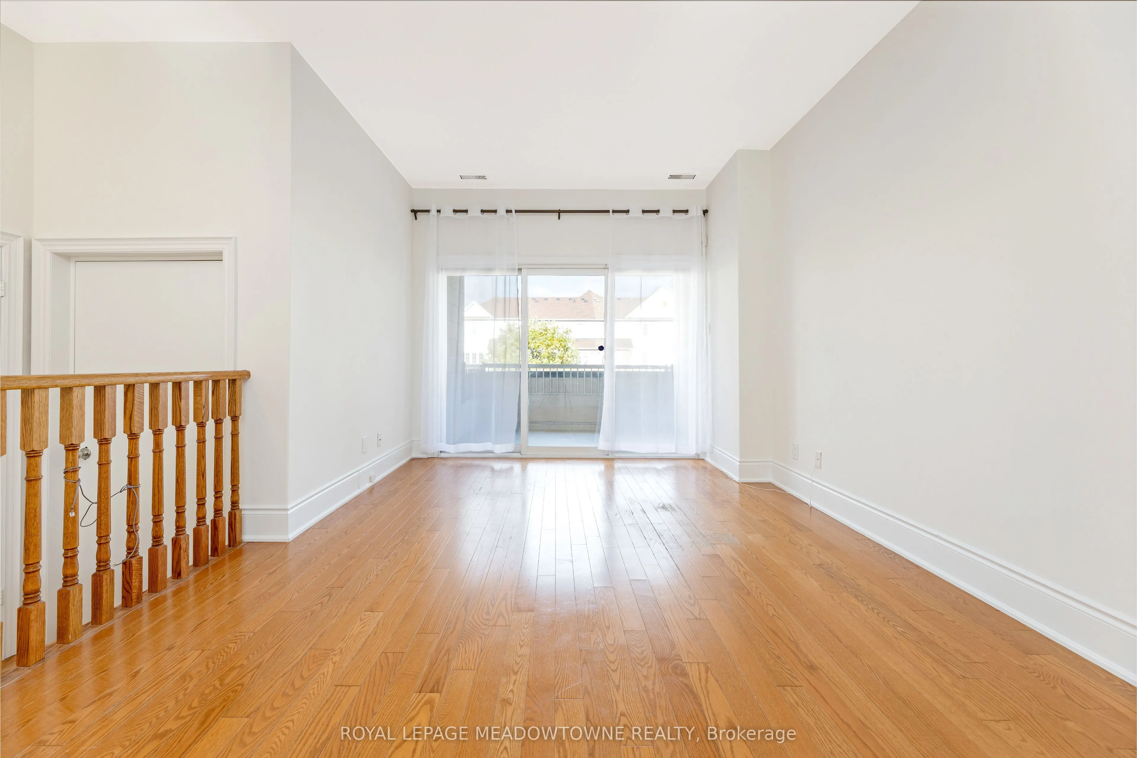 9105 Derry Road W, #Upper