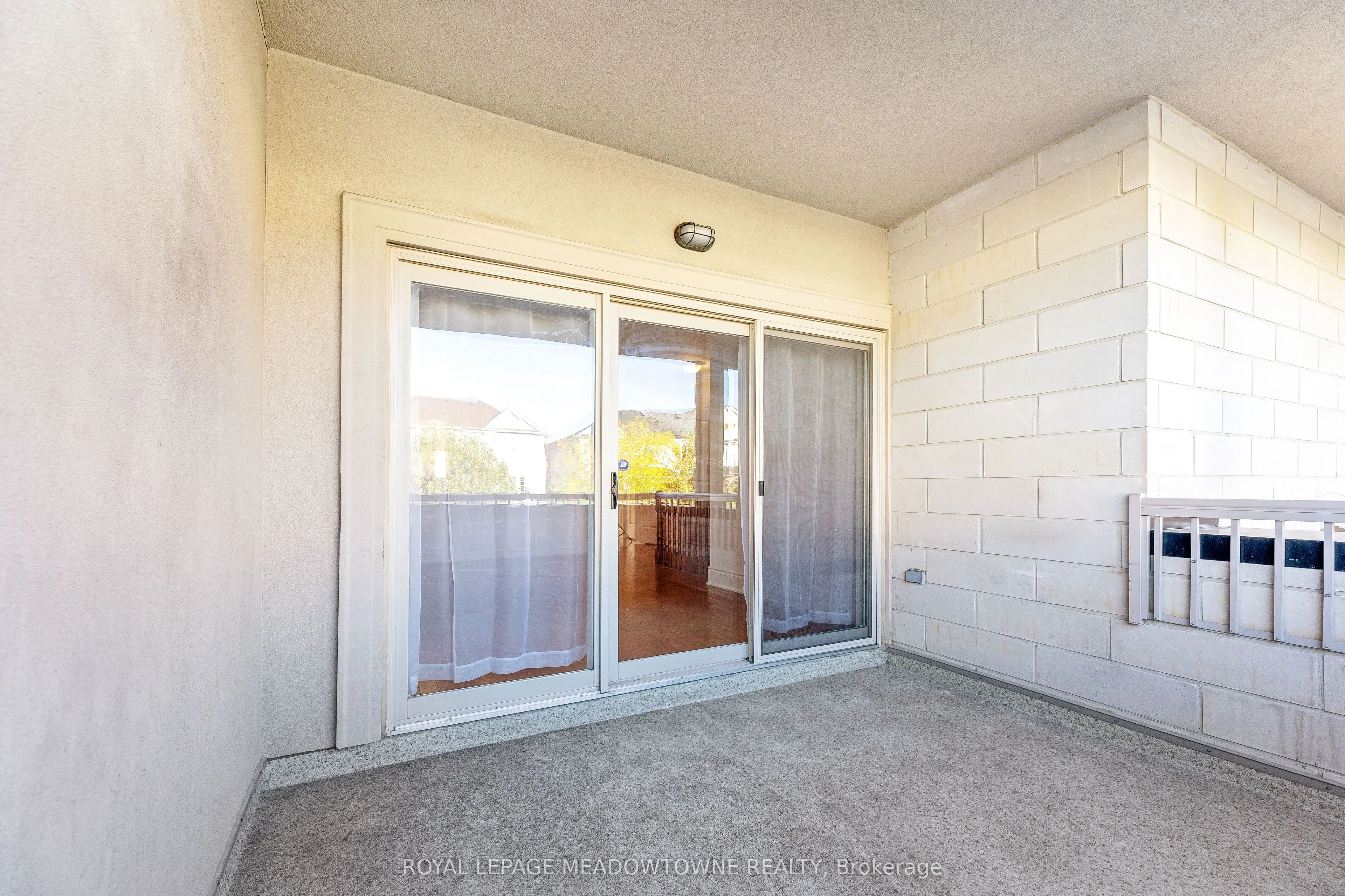 9105 Derry Road W, #Upper