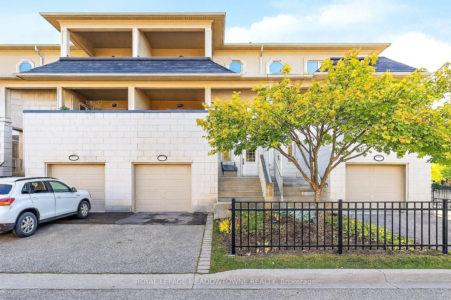 9105 Derry Road W, #Upper