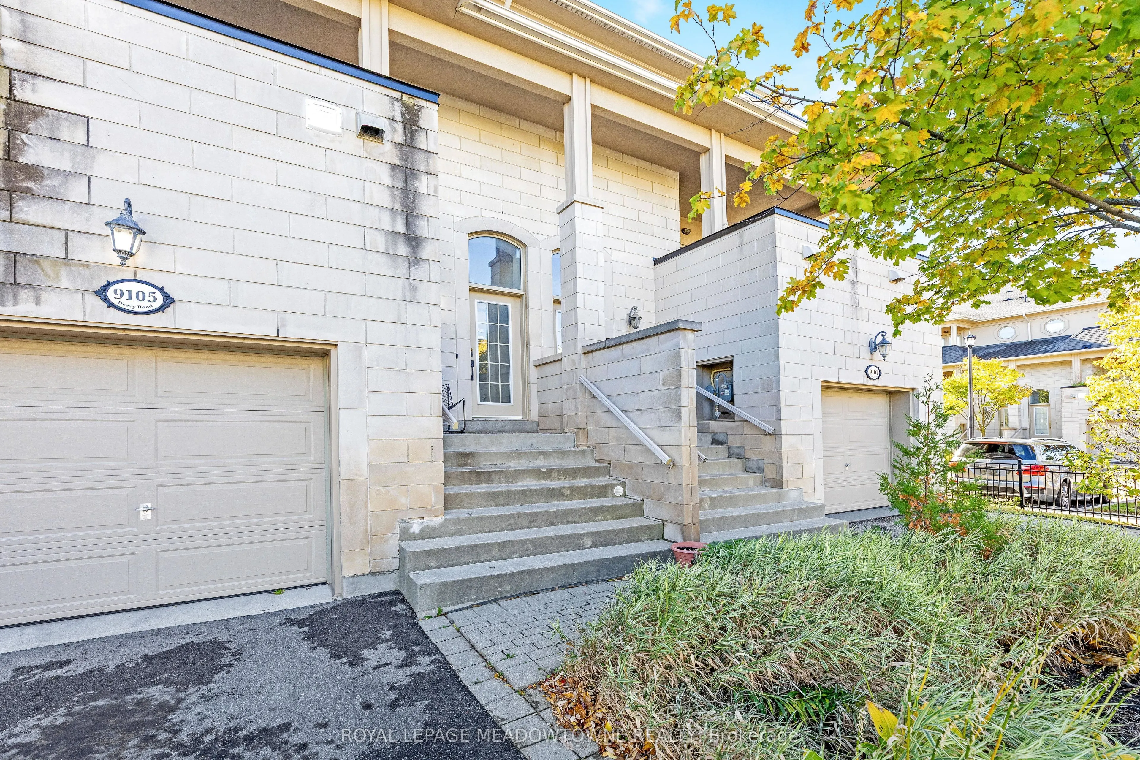 9105 Derry Road W, #Upper
