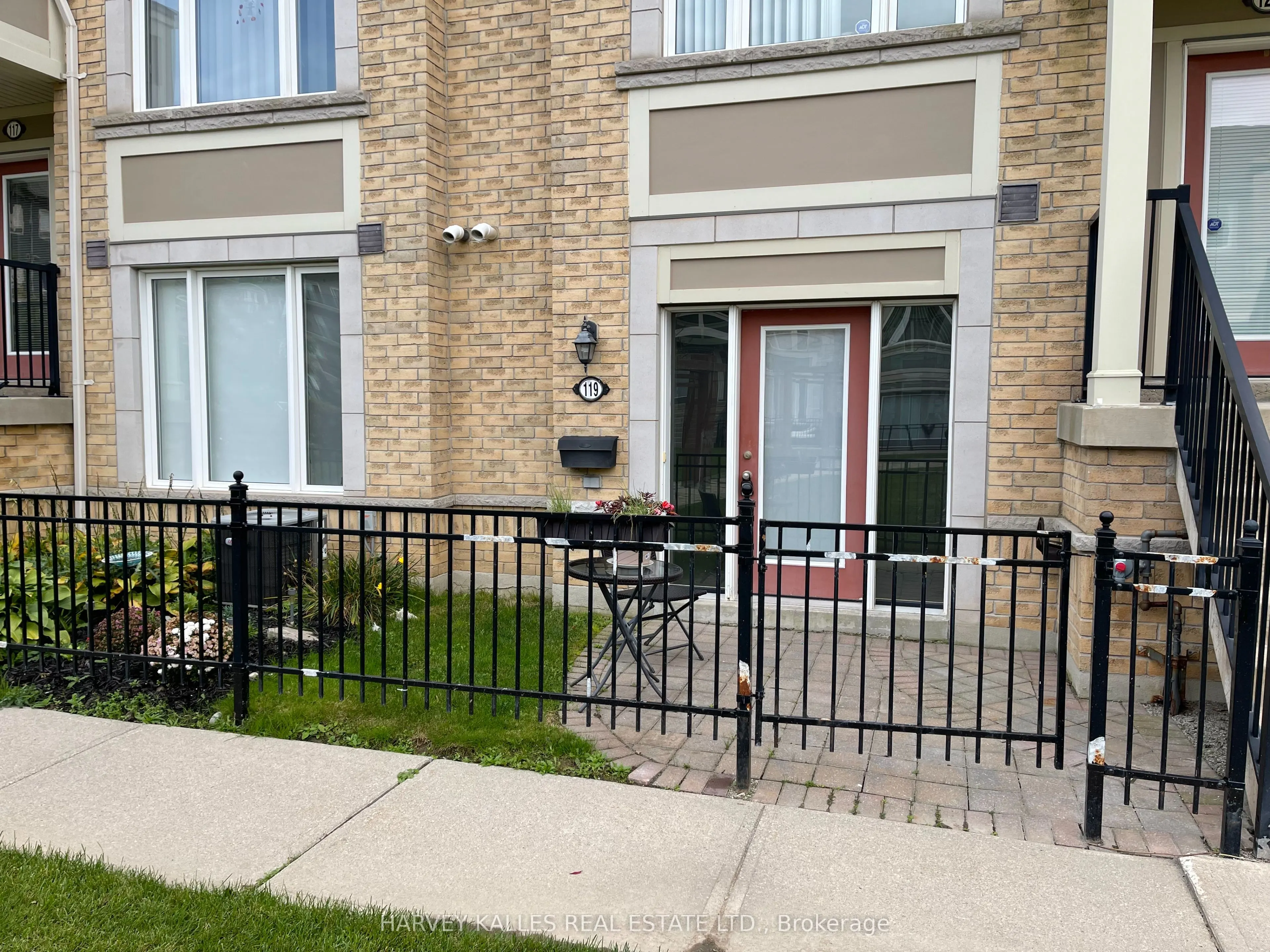 3050 ERIN CENTRE Boulevard, #119