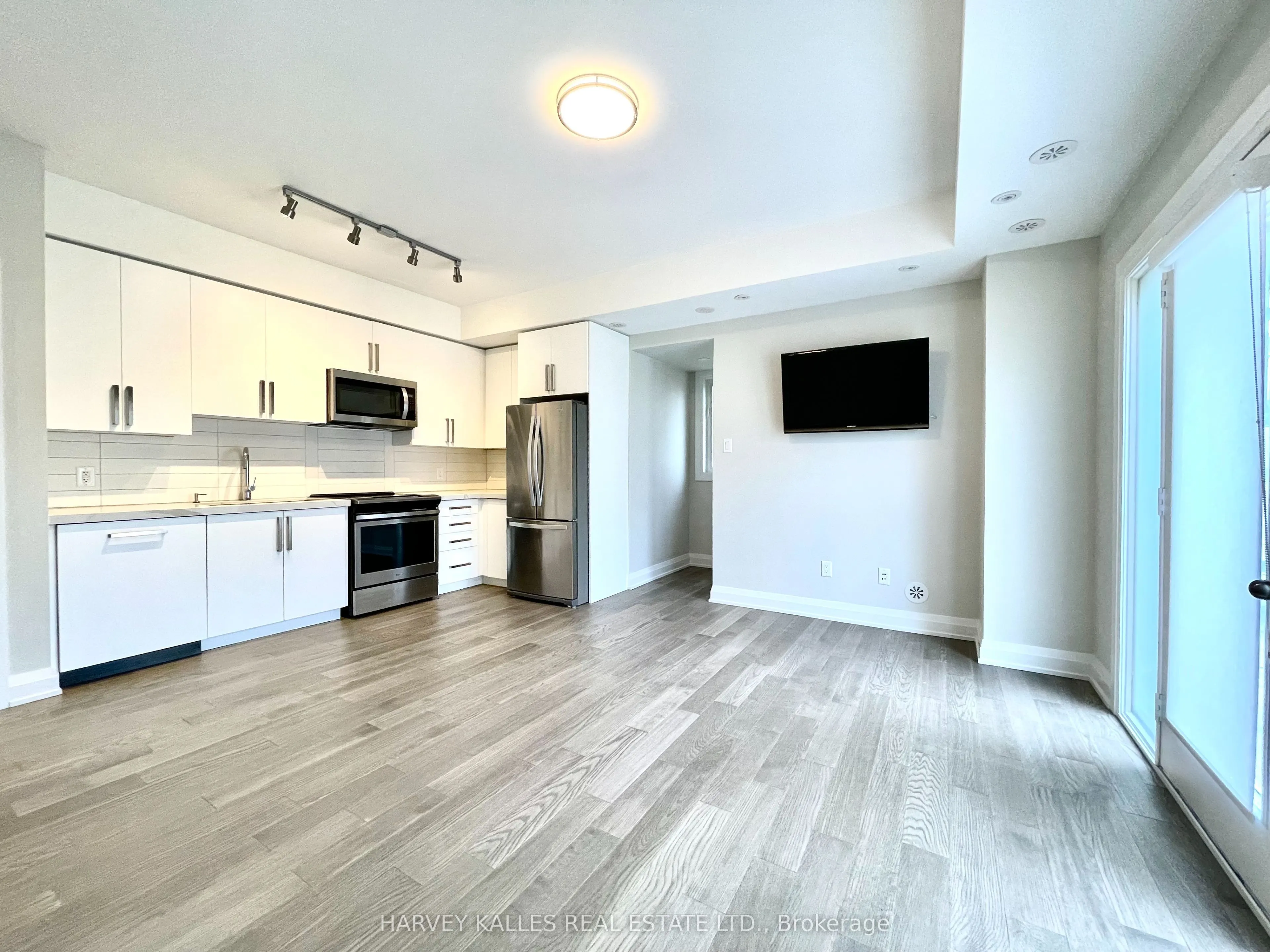 3050 ERIN CENTRE Boulevard, #119