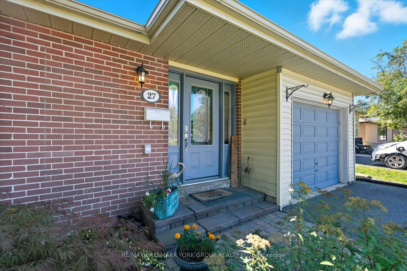 27 Bromley Crescent