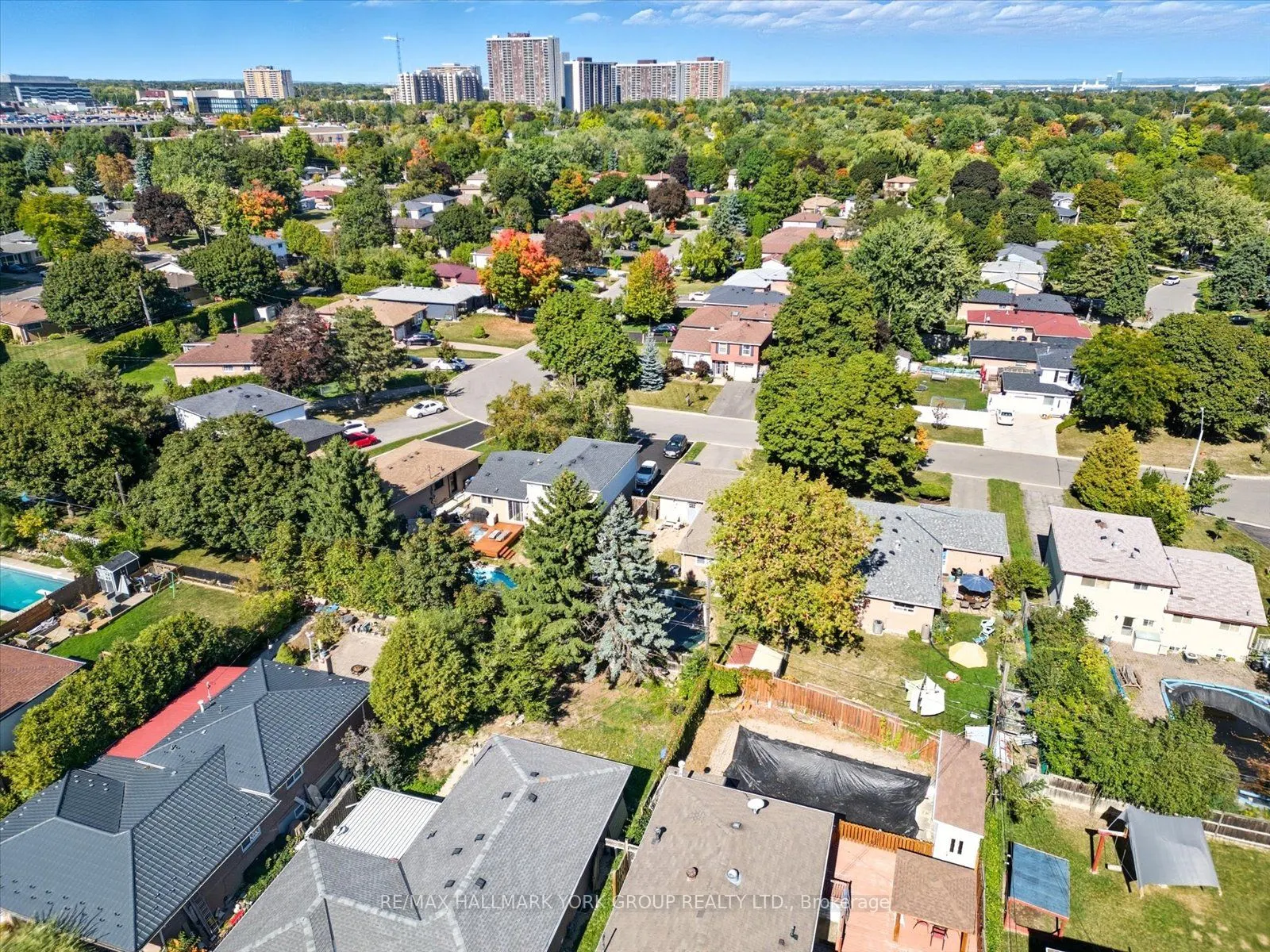 27 Bromley Crescent