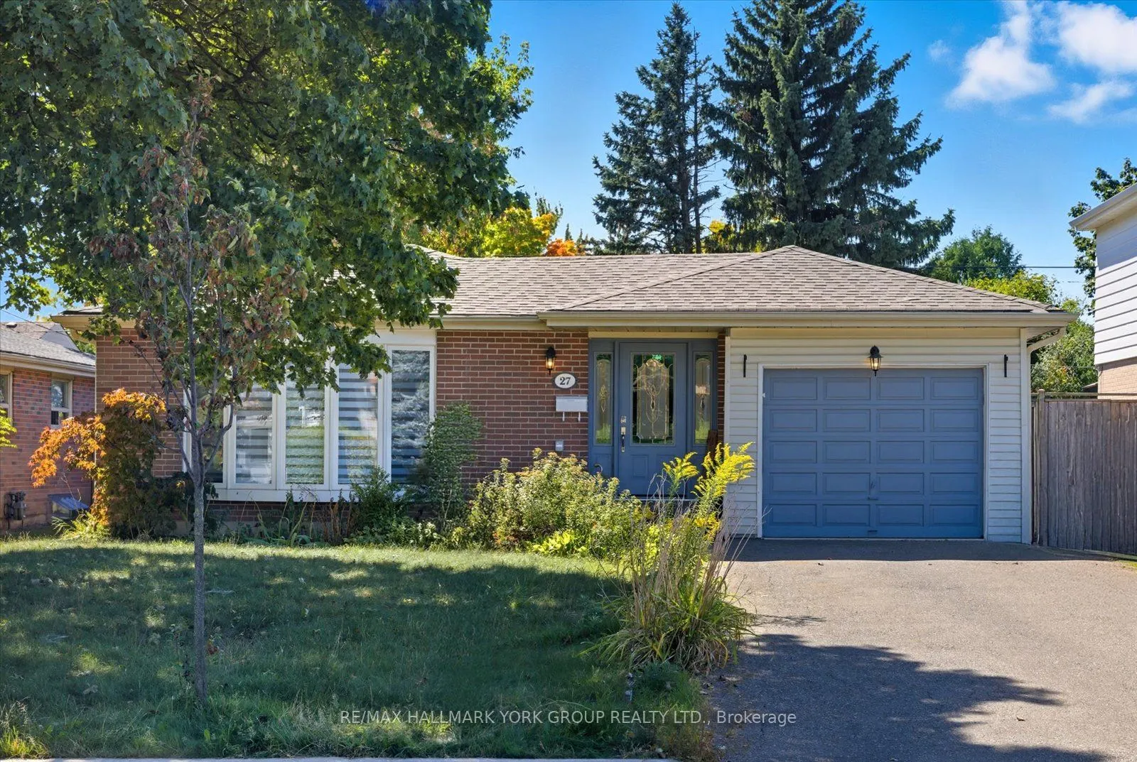 27 Bromley Crescent