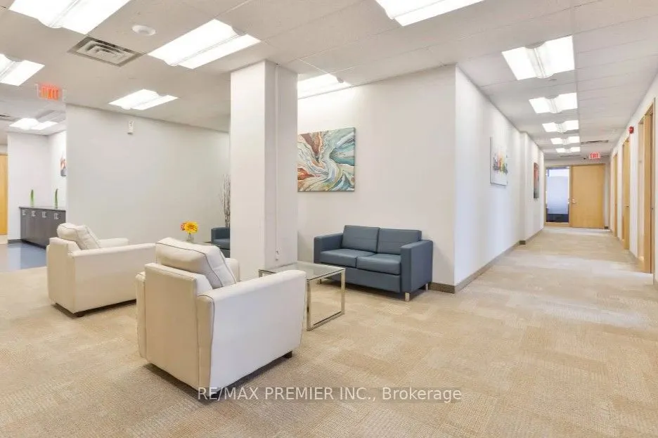 231 Oak Park Boulevard, #301-Y