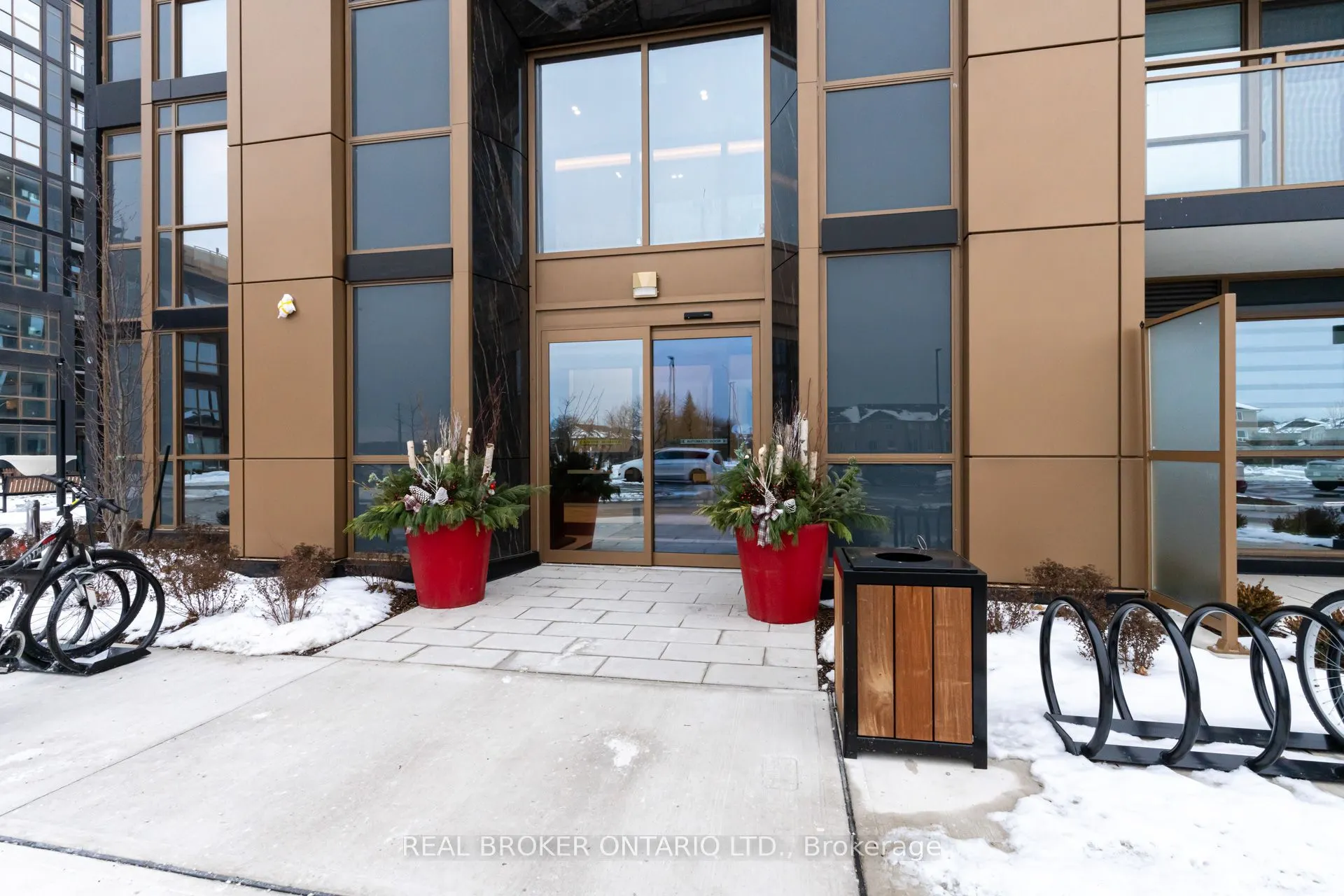 2343 Khalsa Gate W, #436