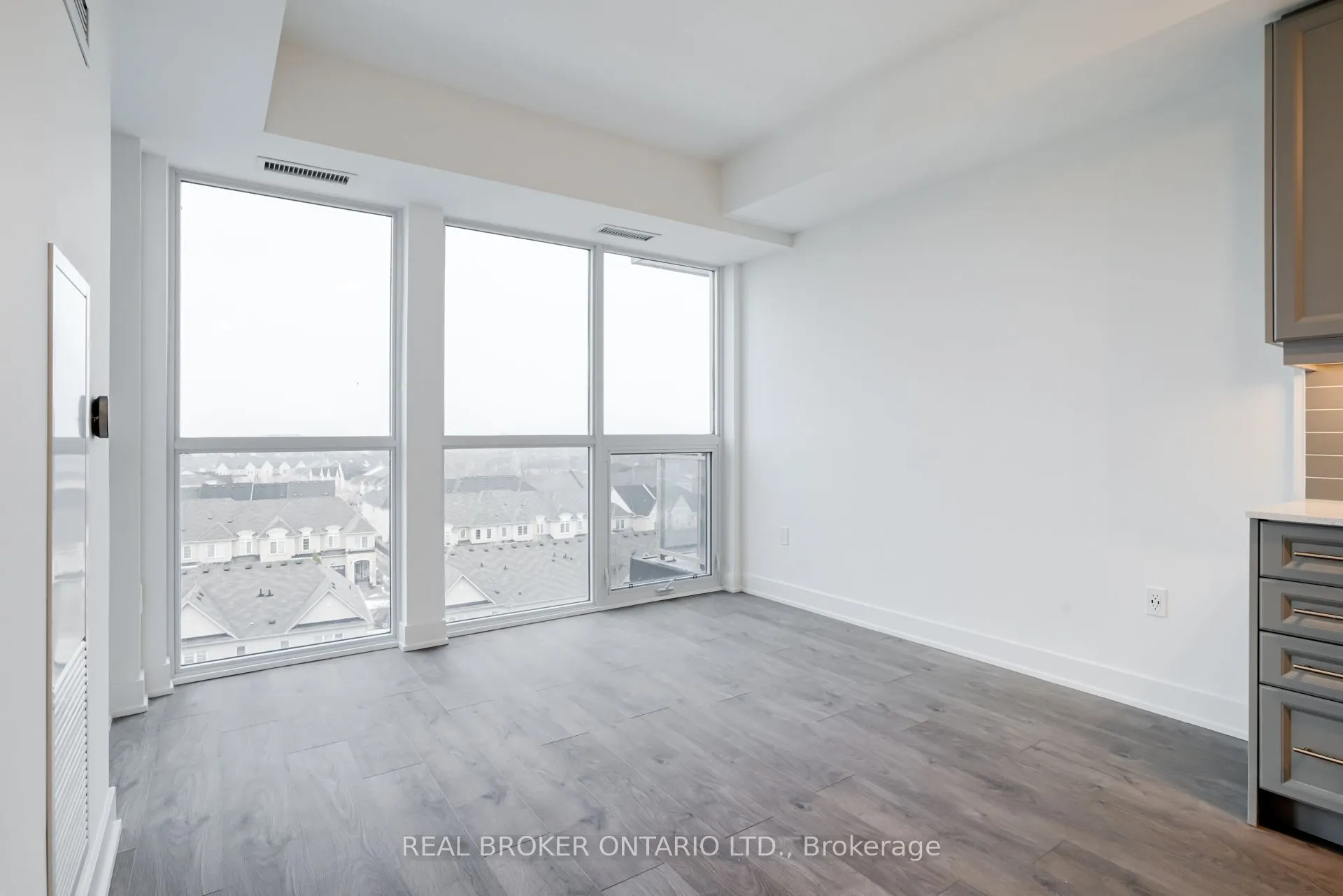 2343 Khalsa Gate W, #436