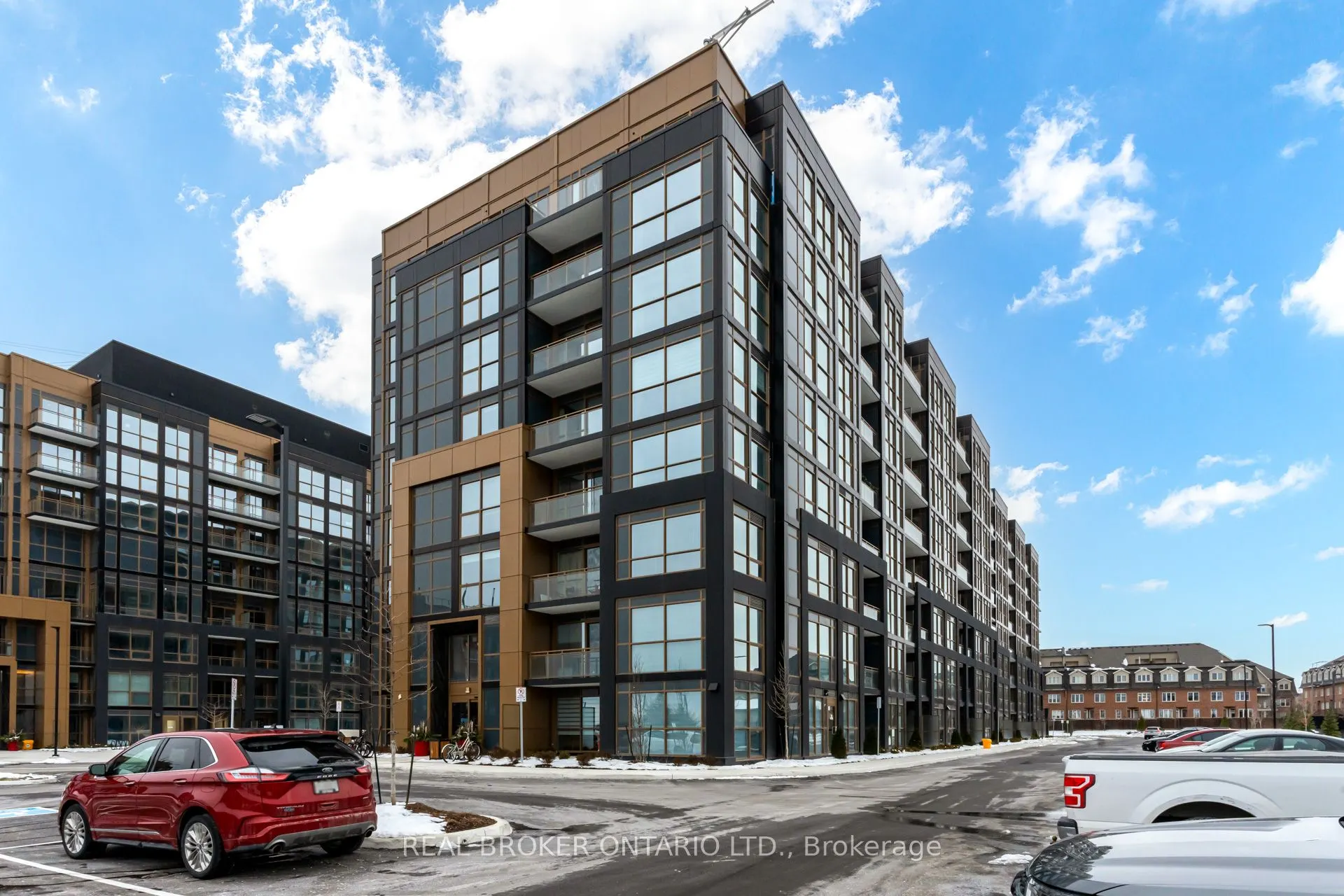 2343 Khalsa Gate W, #436