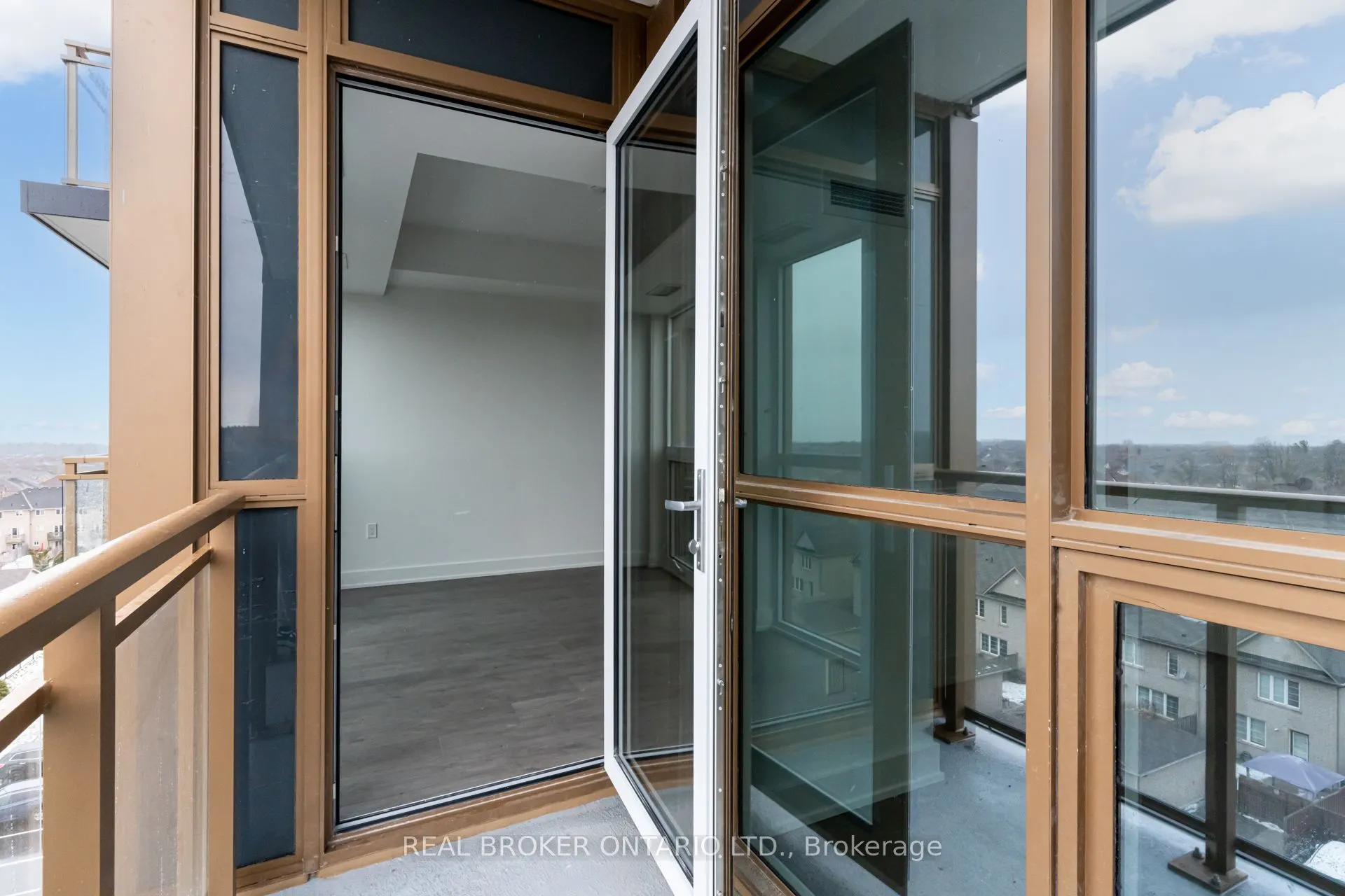 2343 Khalsa Gate W, #436