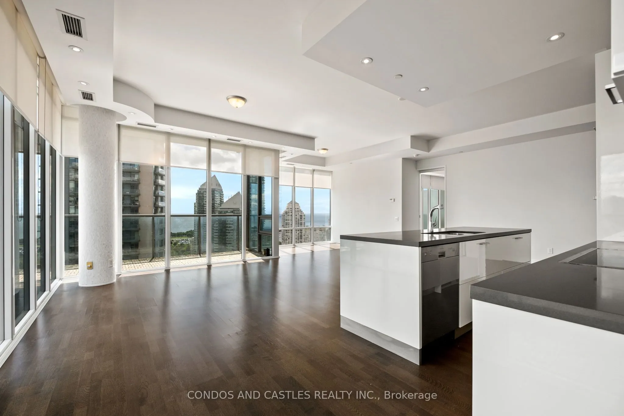 88 Park Lawn Road, #2907
