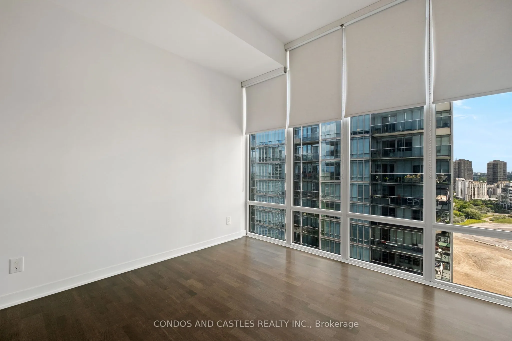 88 Park Lawn Road, #2907