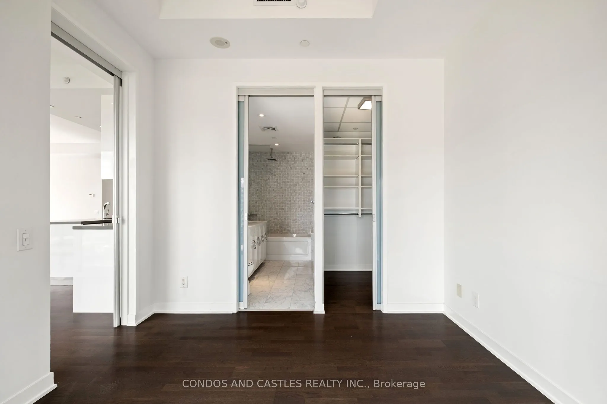 88 Park Lawn Road, #2907