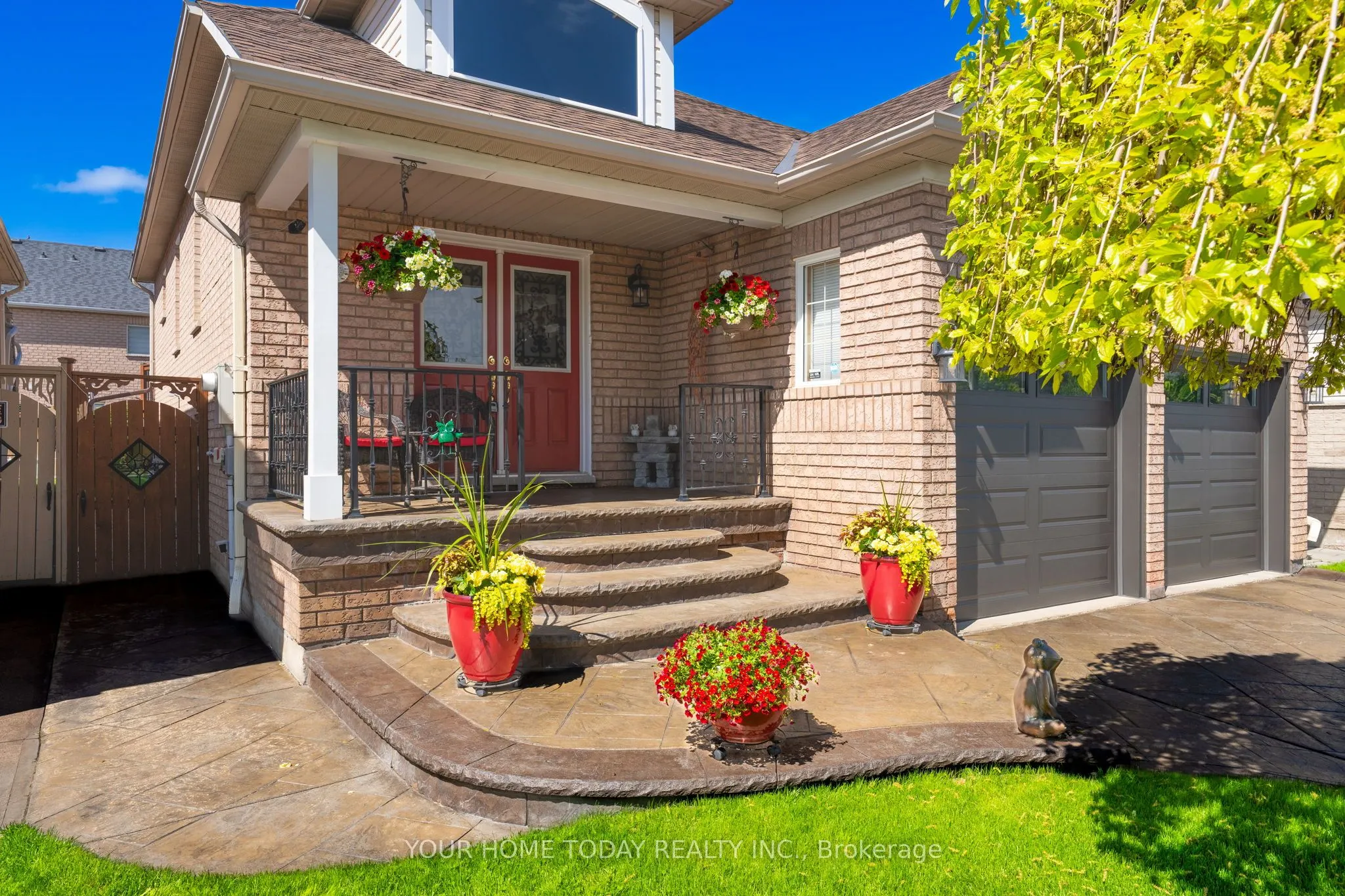 208 Van Scott Drive
