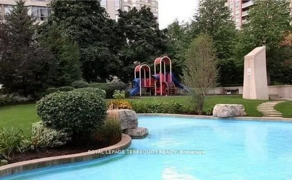 1 Elm Drive W, #1104