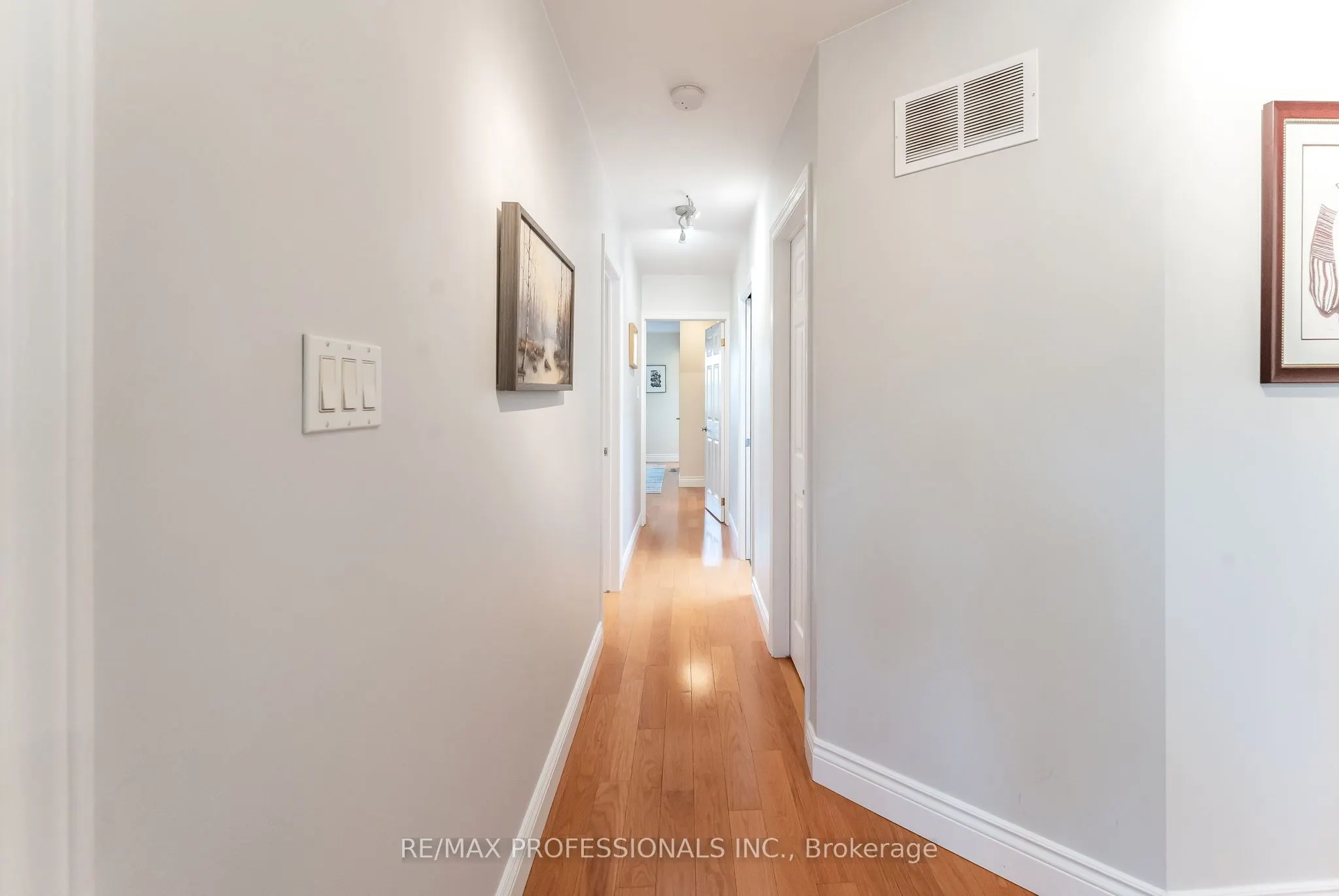 37 Lavinia Avenue