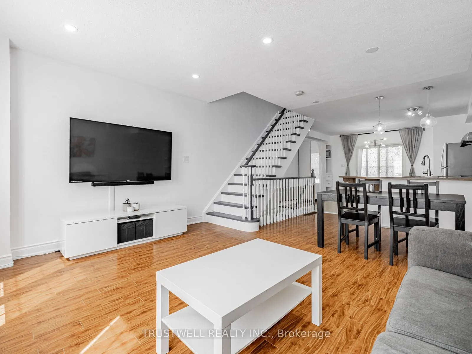 127 Torbarrie Road
