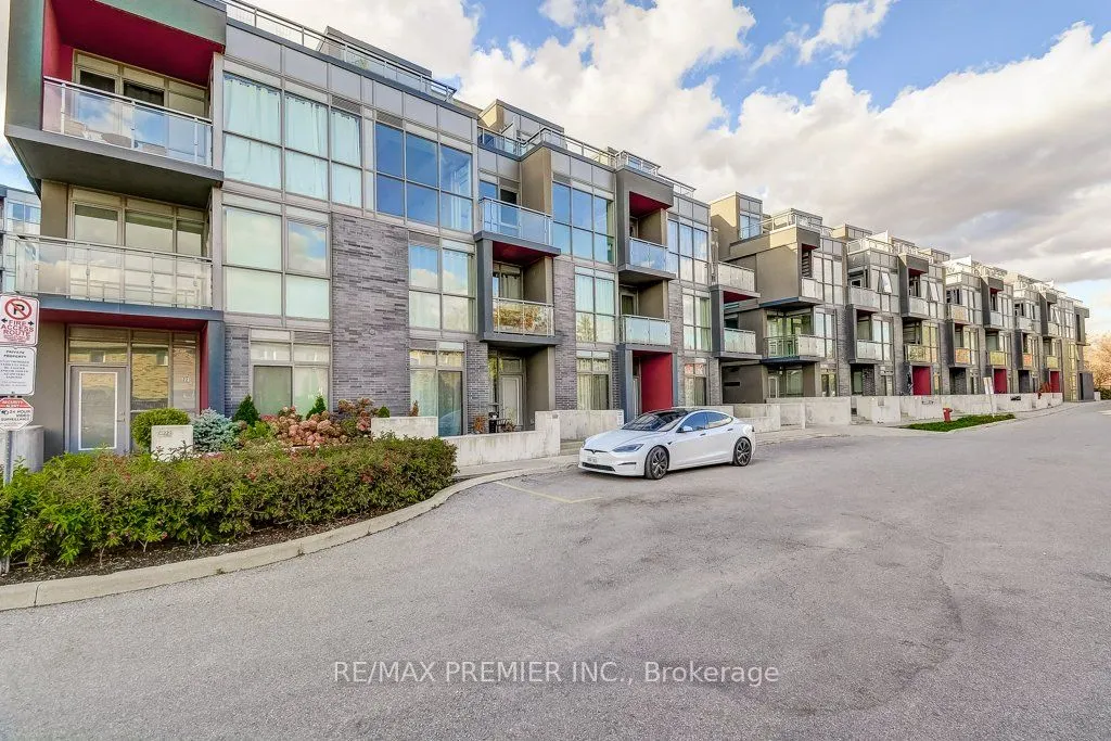 5260 Dundas Street, #C417