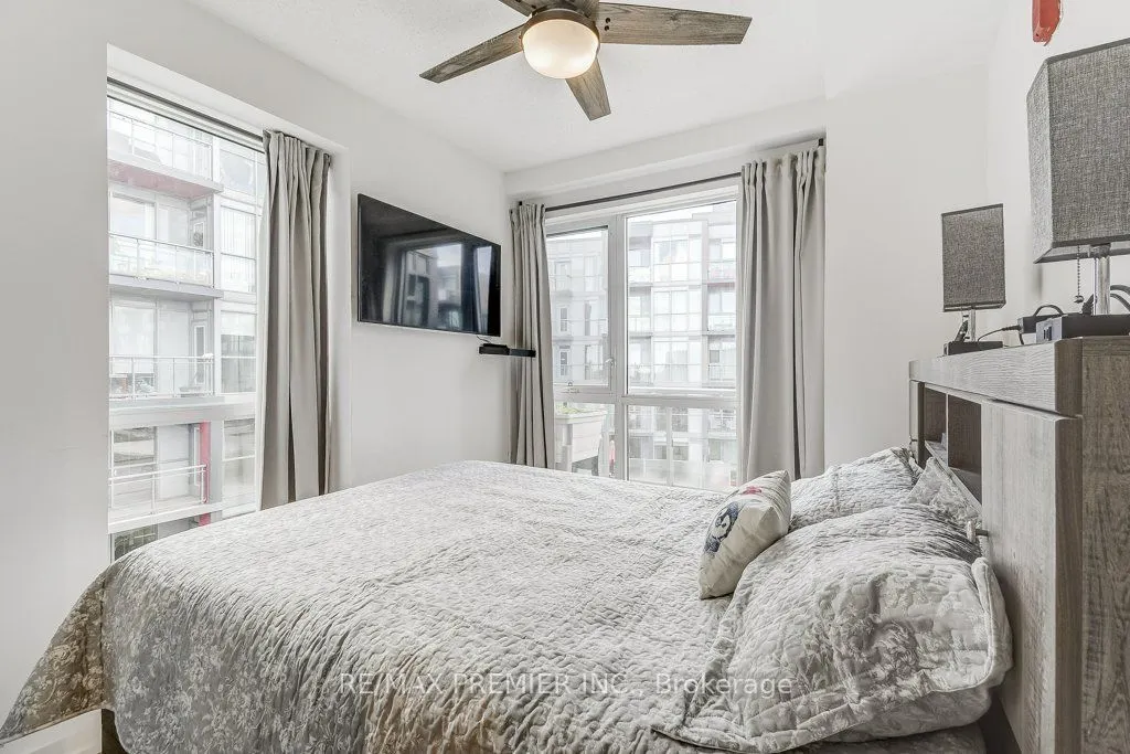 5260 Dundas Street, #C417