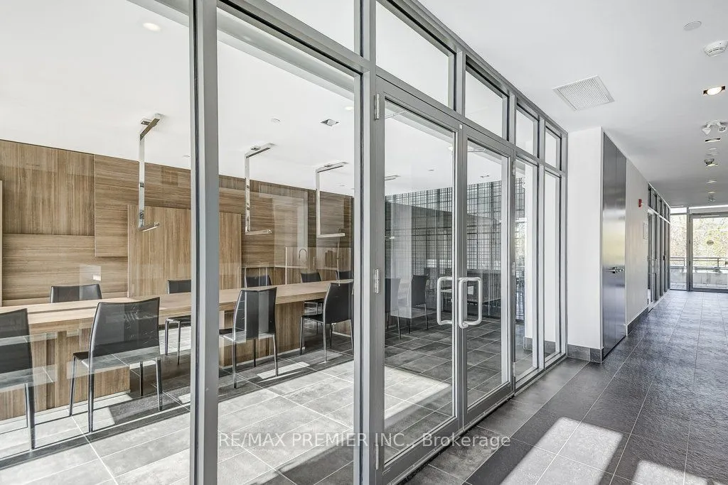 5260 Dundas Street, #C417