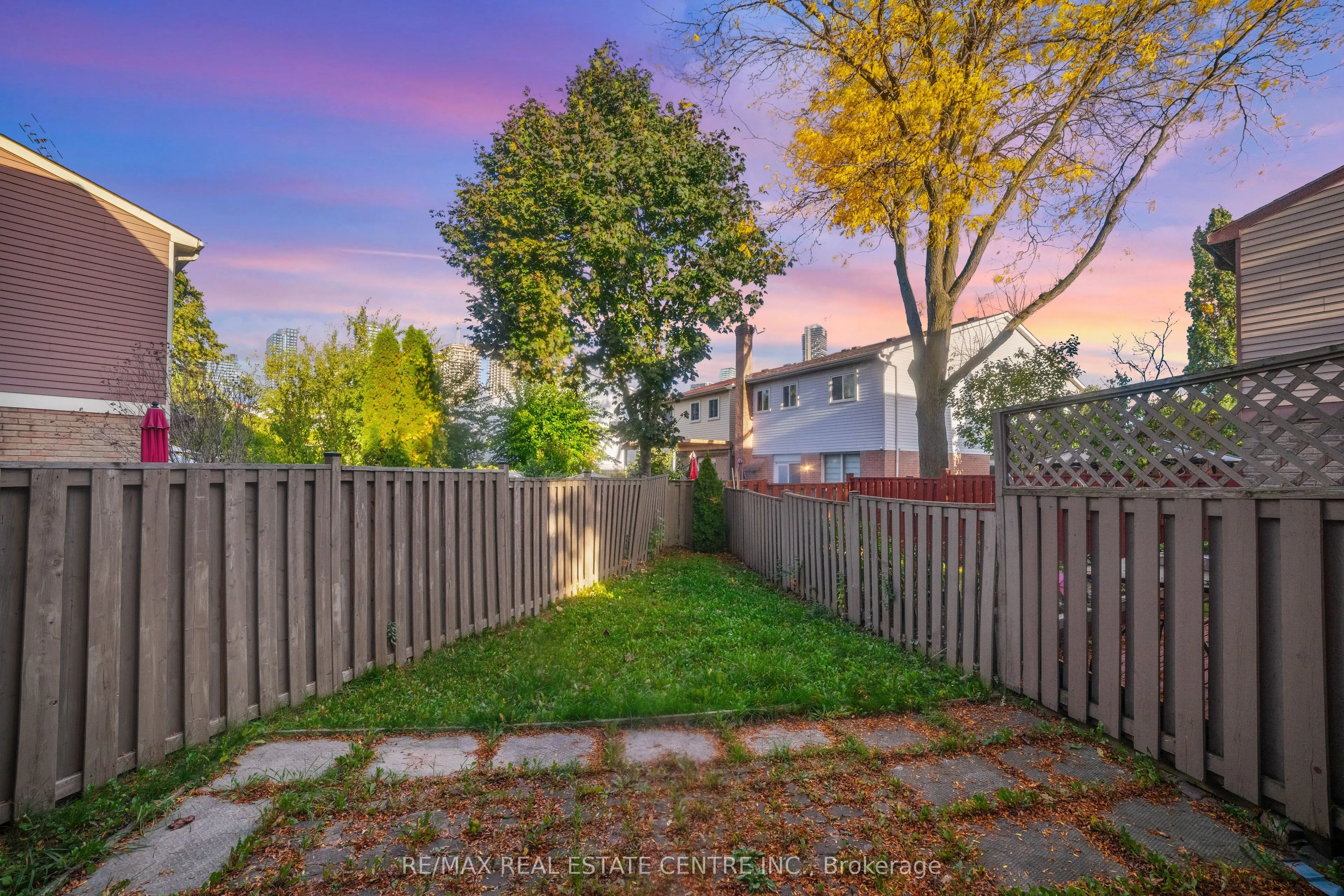 4263 Sugarbush Road