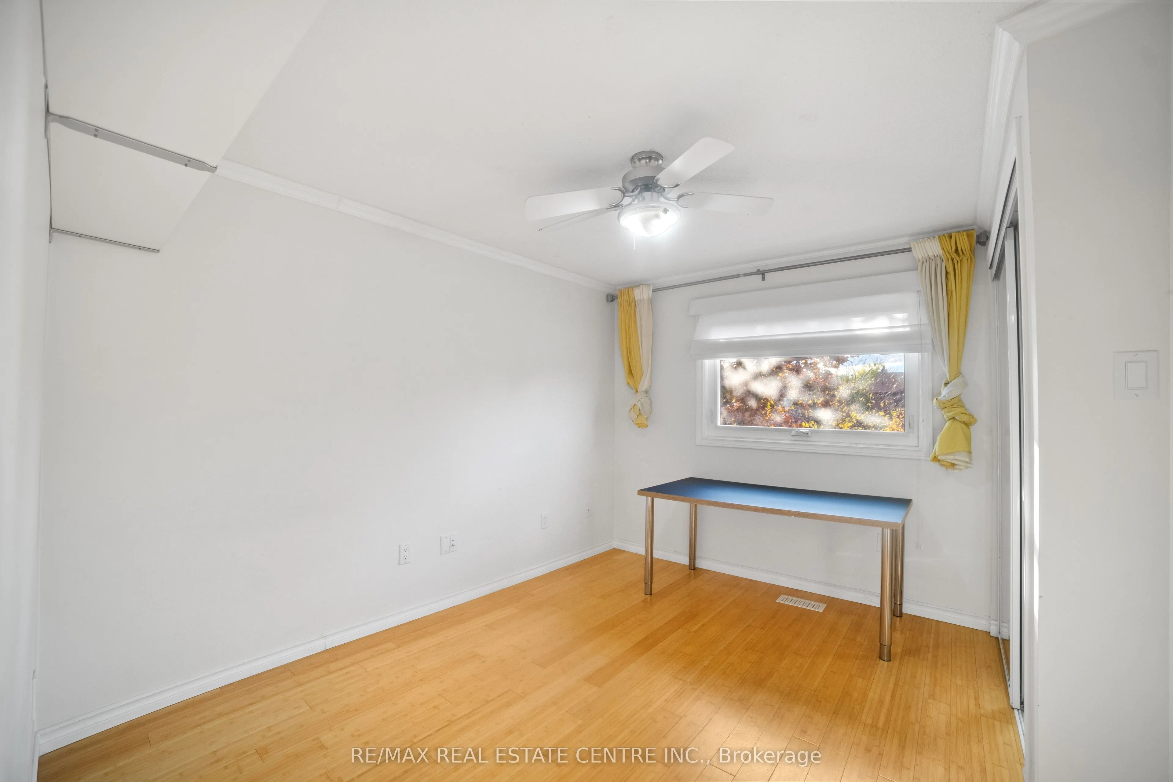 4263 Sugarbush Road