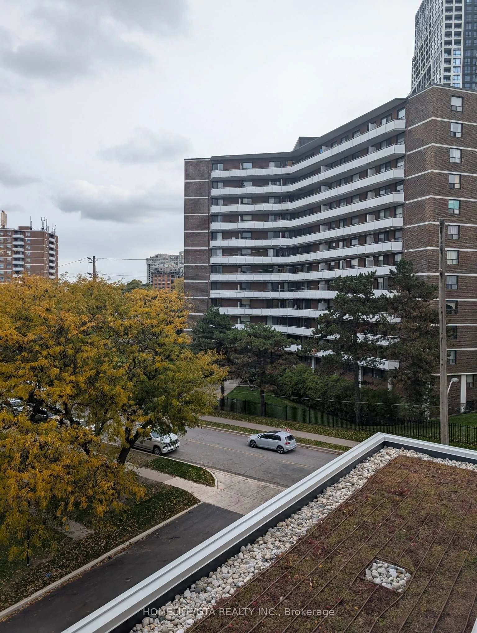 60 Central Park Road Way, #403