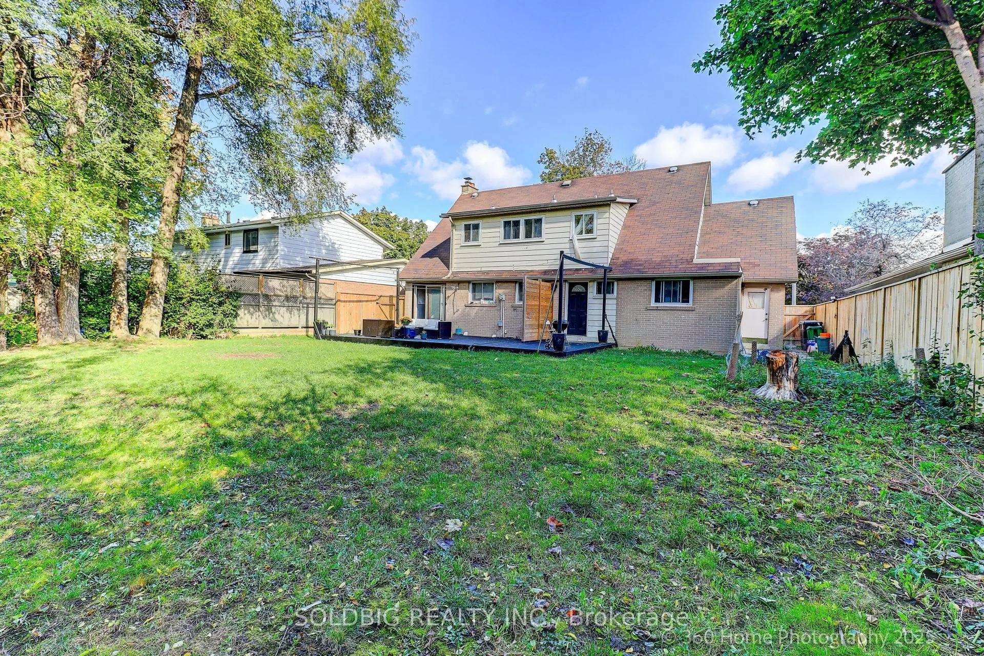 8 Haslemere Avenue