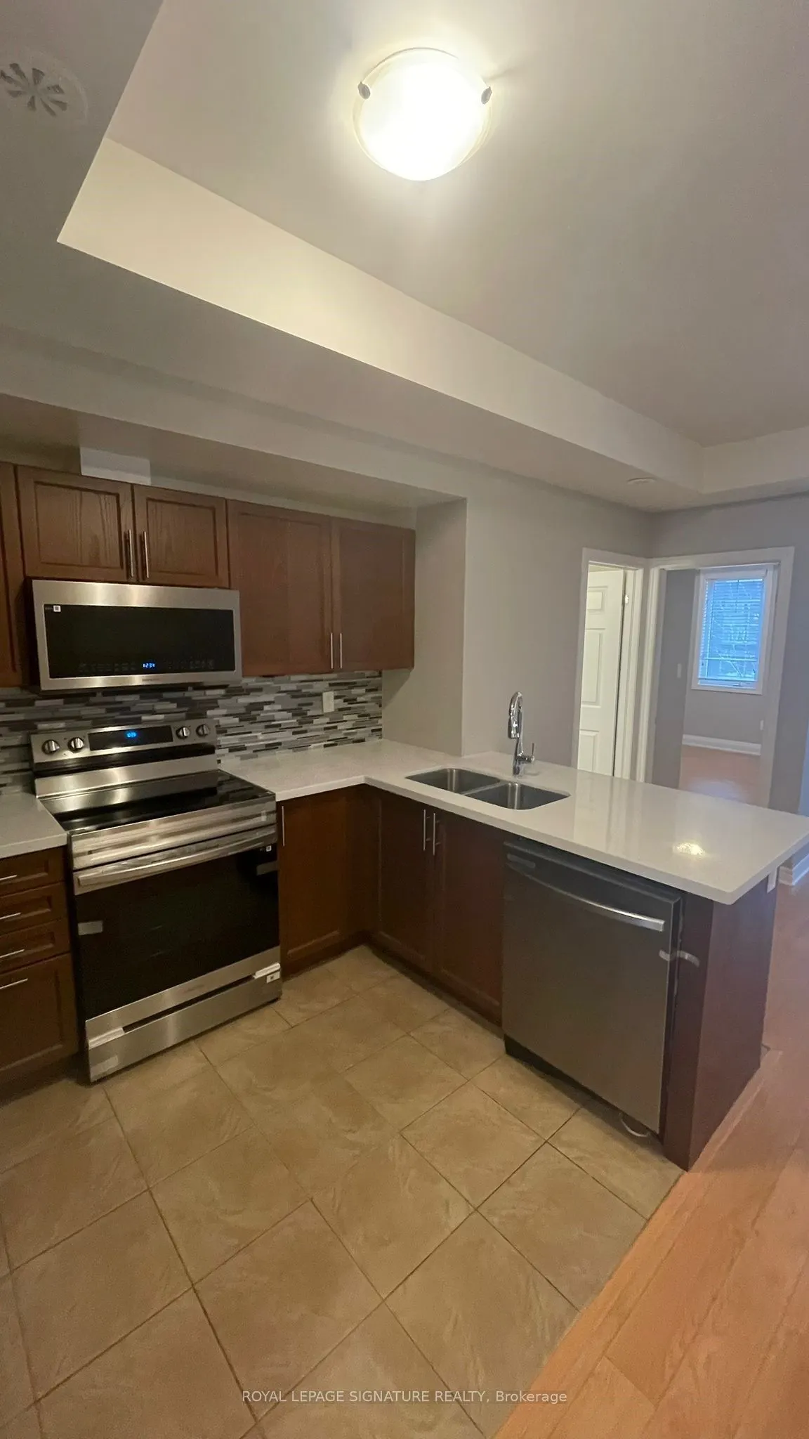 2420 Baronwood Drive, #32-02