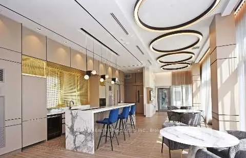 4655 Metcalfe Avenue, #404B