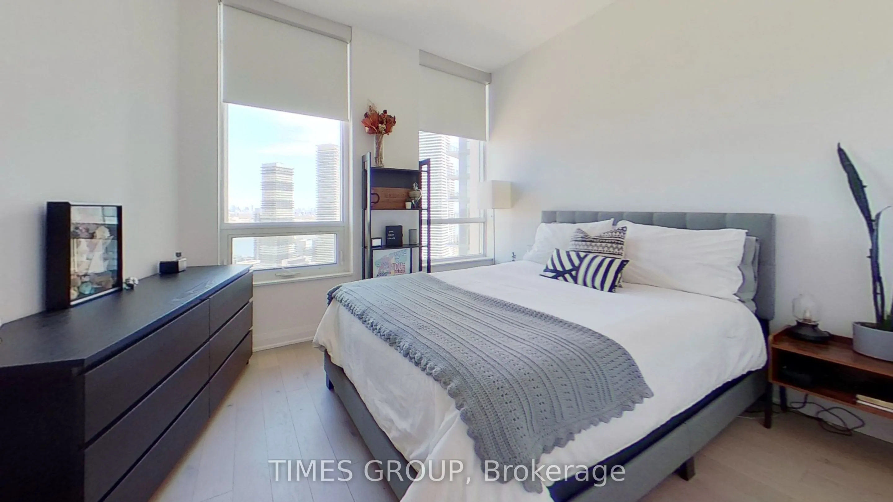 36 Park Lawn Road, #3309