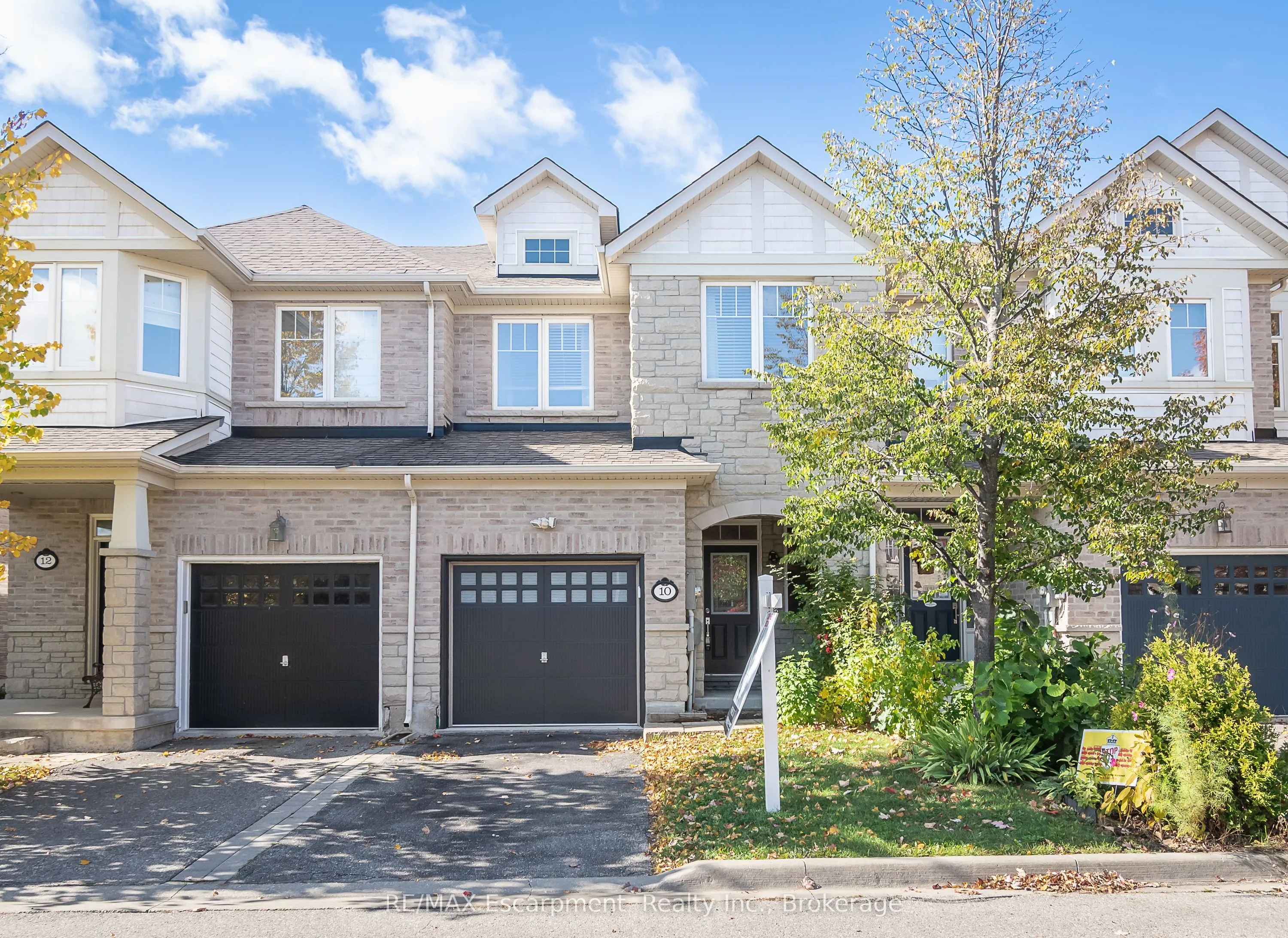 10 Cedarcrest Street