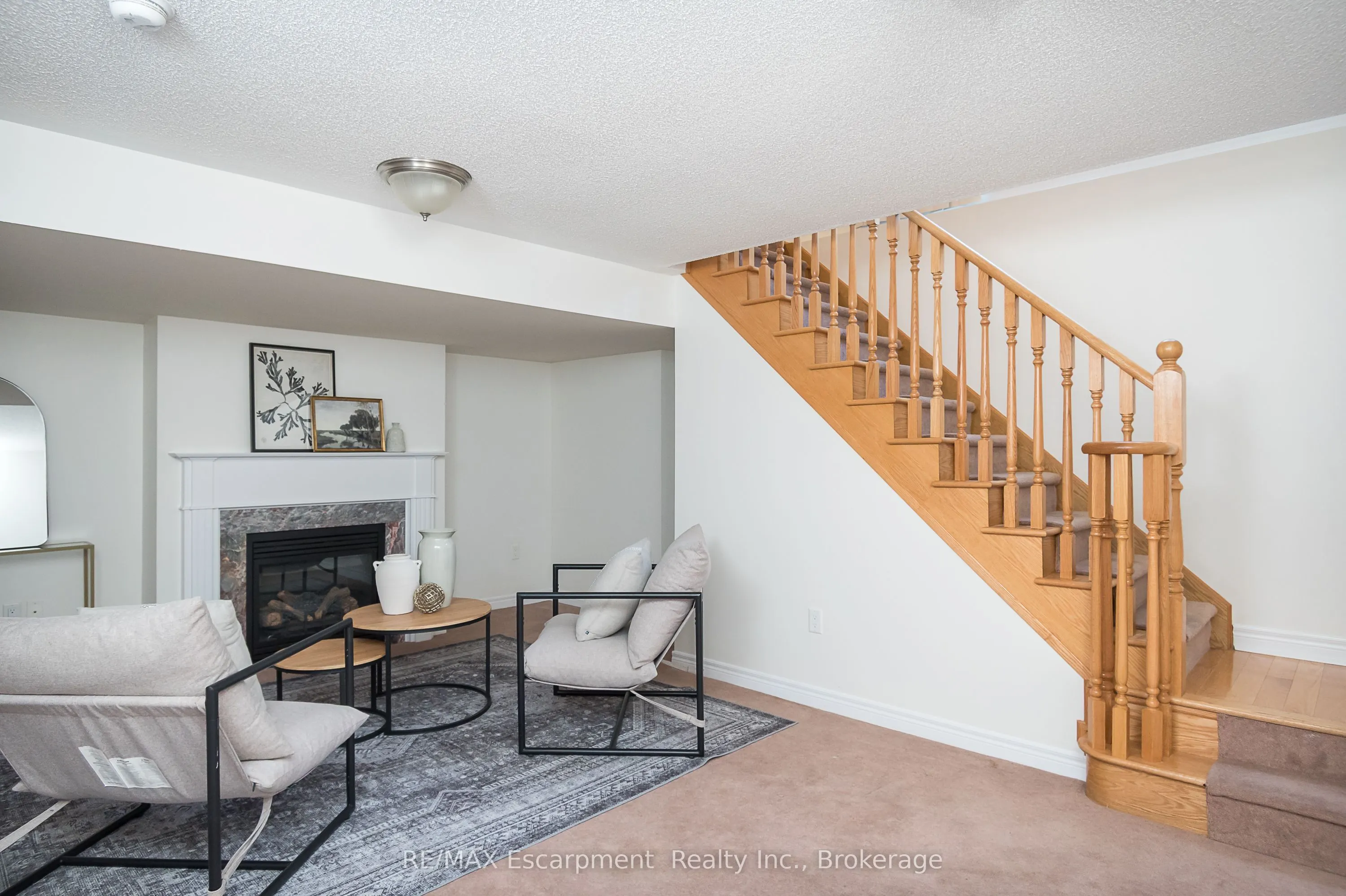 10 Cedarcrest Street