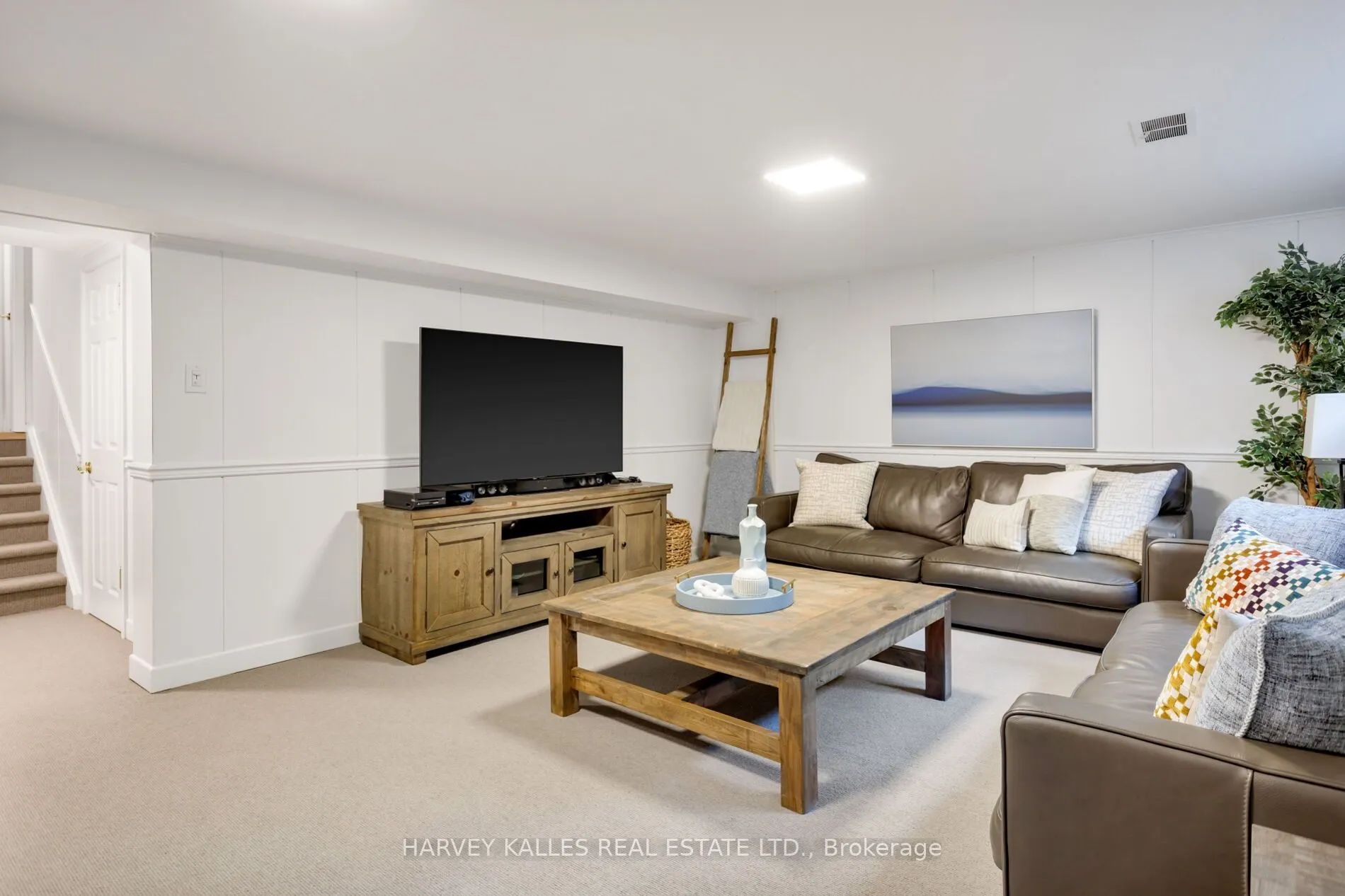 36 Ravensbourne Crescent