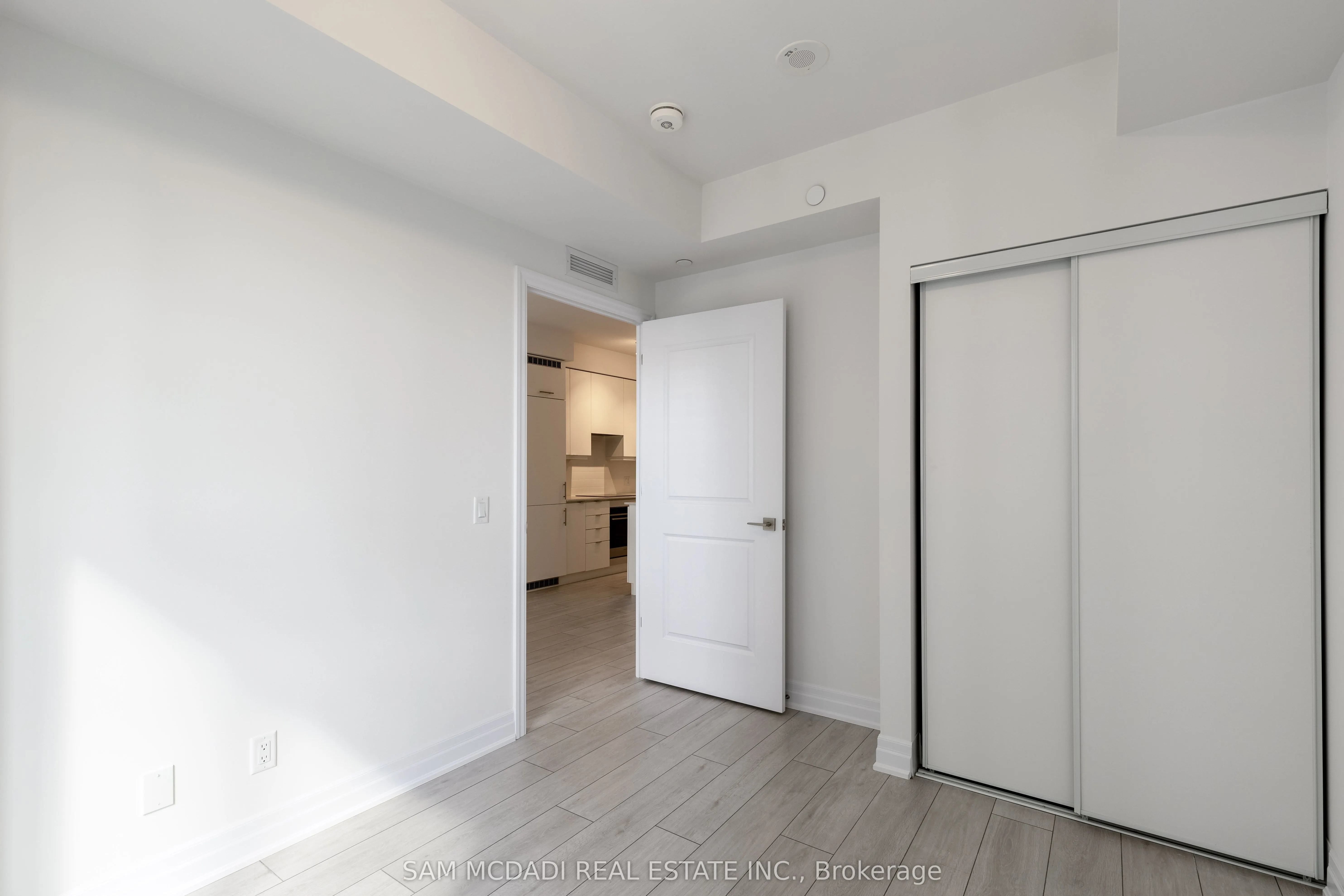 30 Elm Drive, #1509