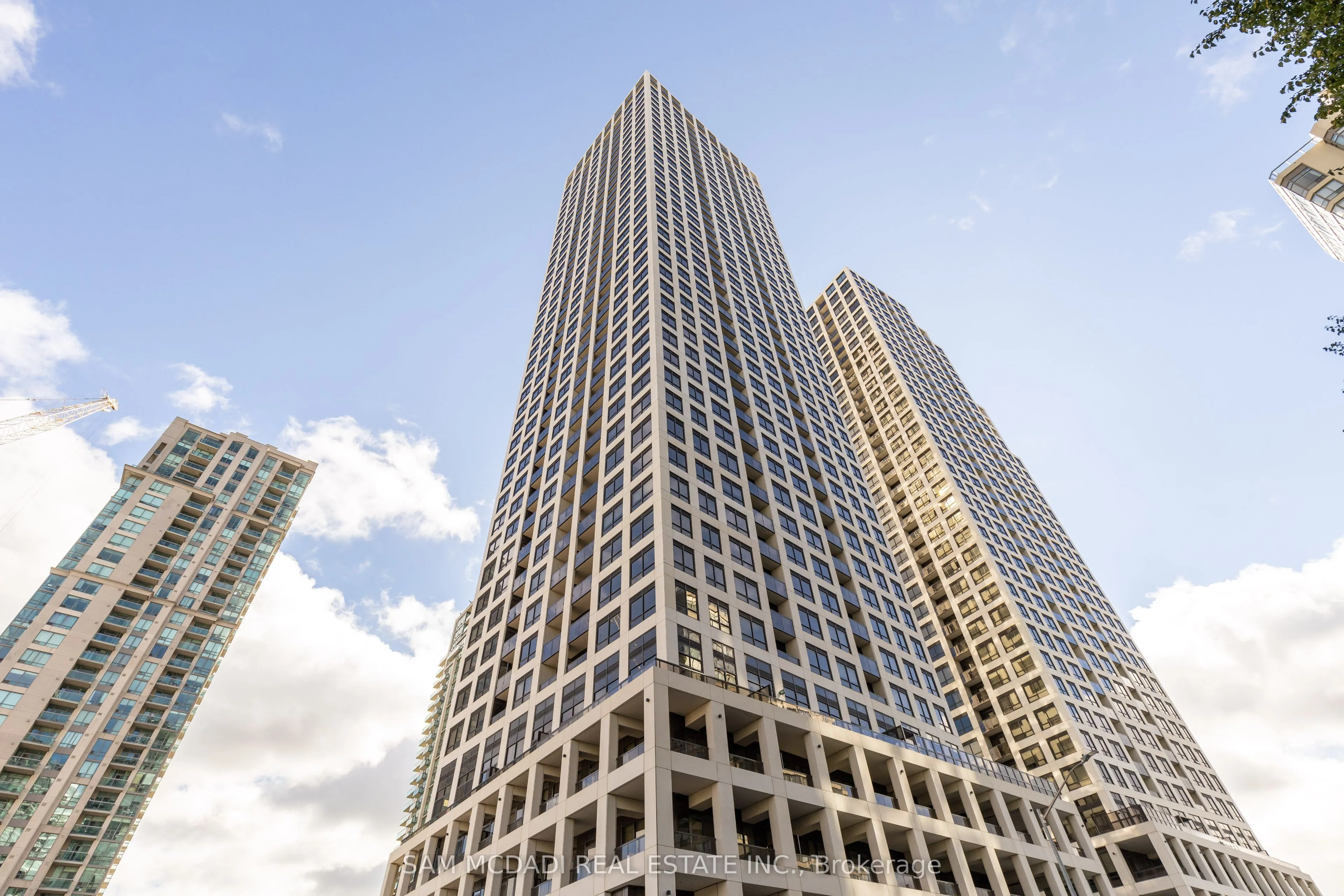 30 Elm Drive, #1509
