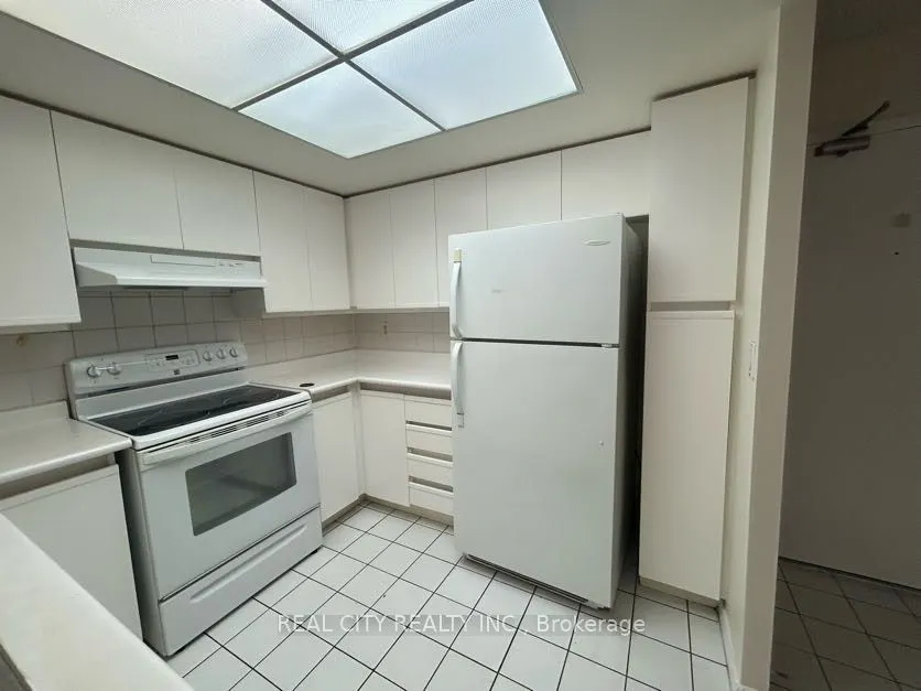 325 Webb Drive, ##2008