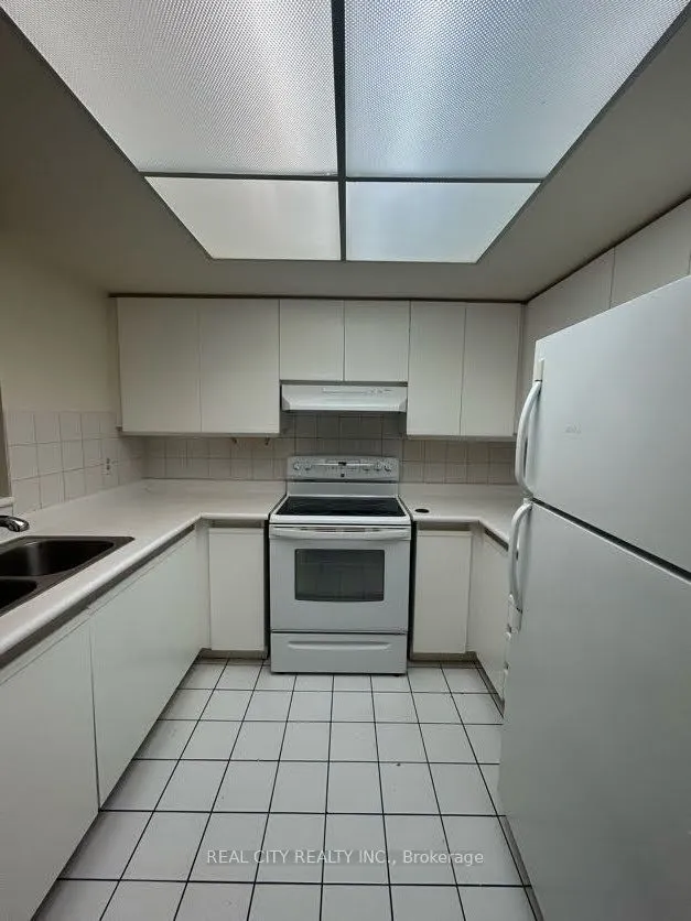 325 Webb Drive, ##2008