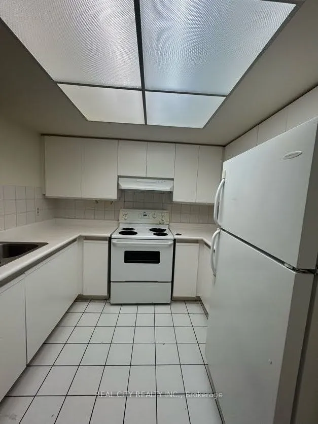 325 Webb Drive, ##2008
