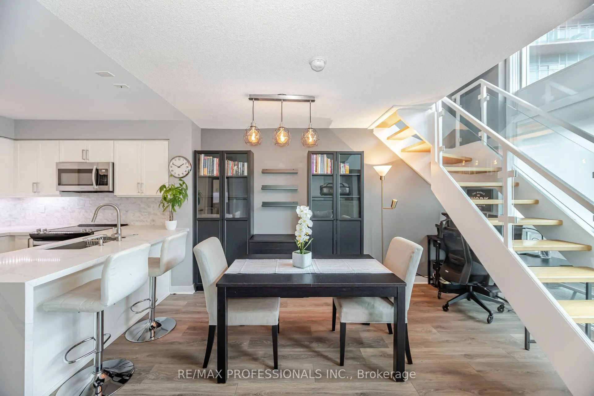 155 Legion Road N, #2302