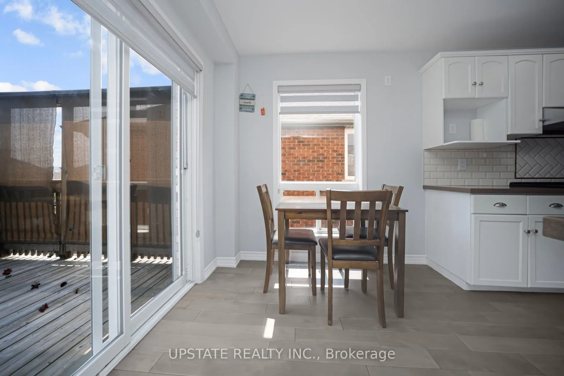 16 Settlers Road