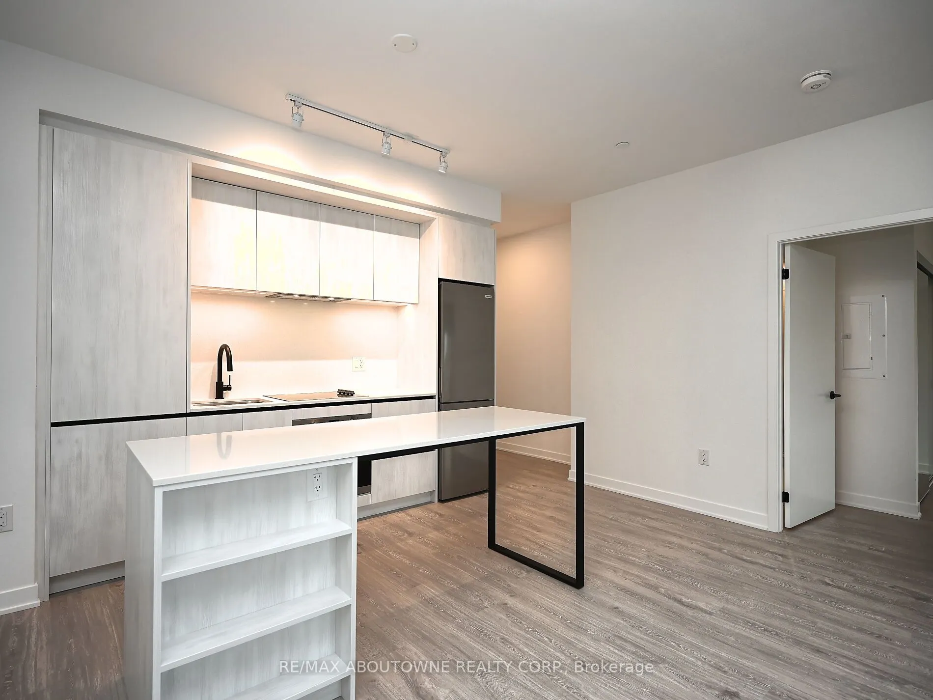 1495 Eglinton Avenue W, #704