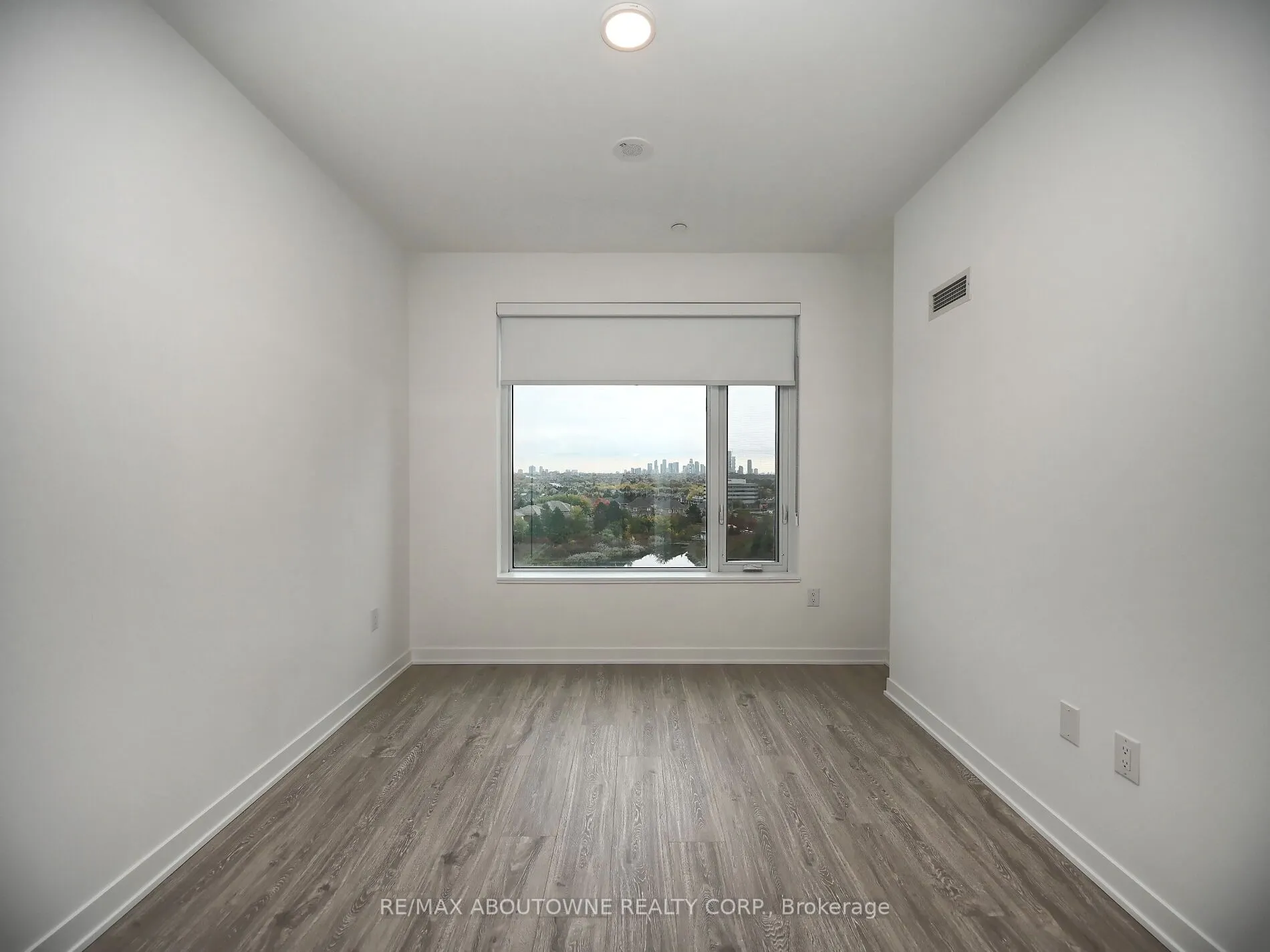 1495 Eglinton Avenue W, #704
