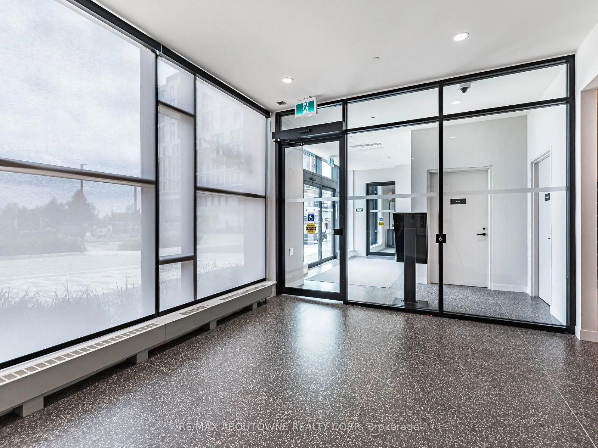 1495 Eglinton Avenue W, #704
