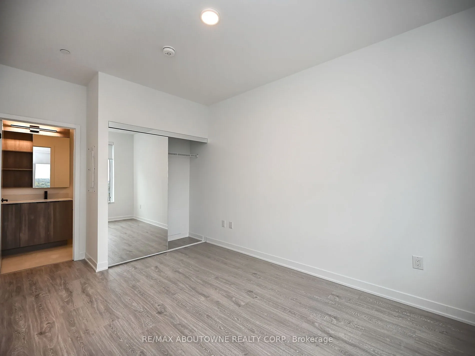 1495 Eglinton Avenue W, #704