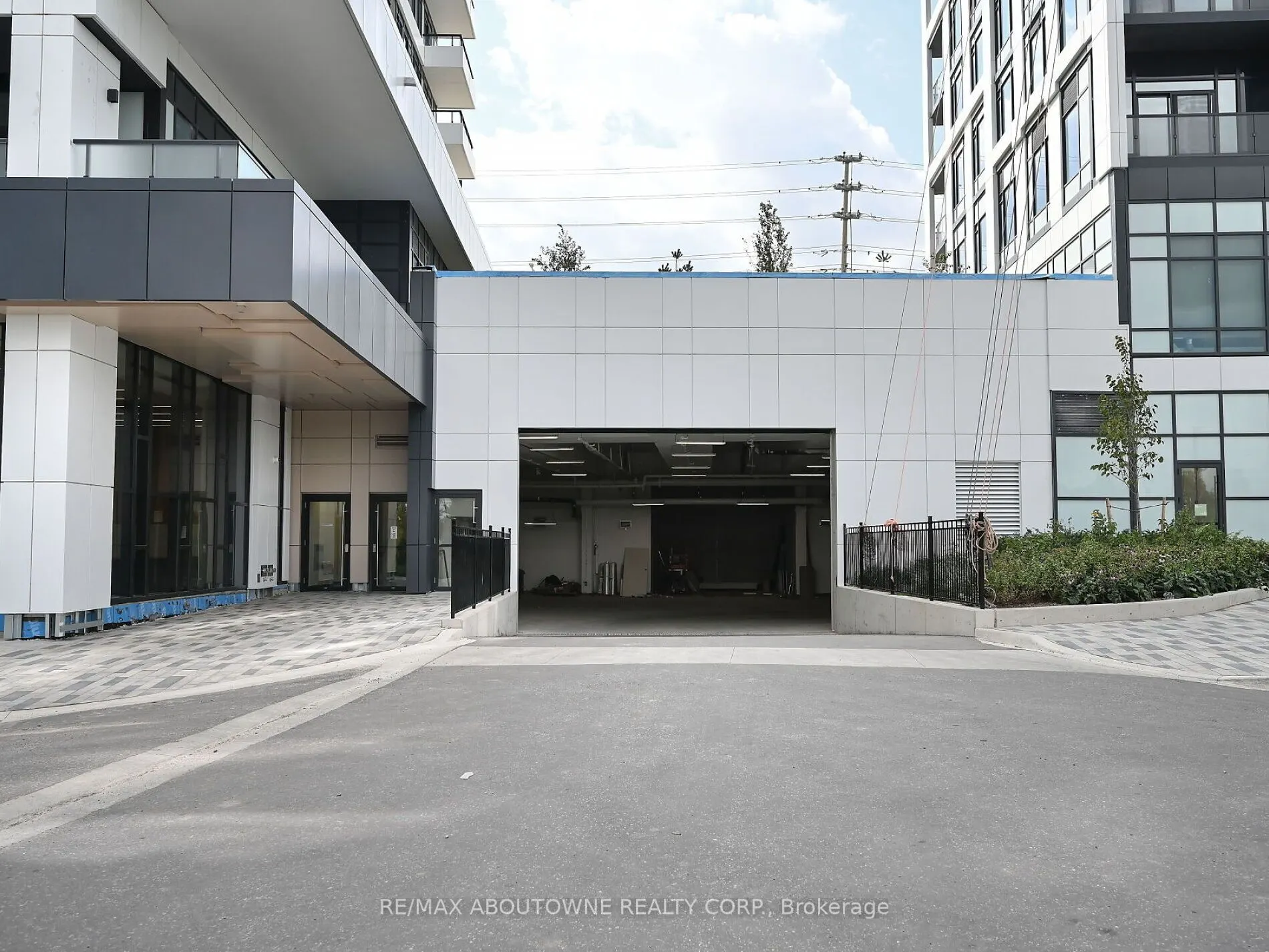 1495 Eglinton Avenue W, #704