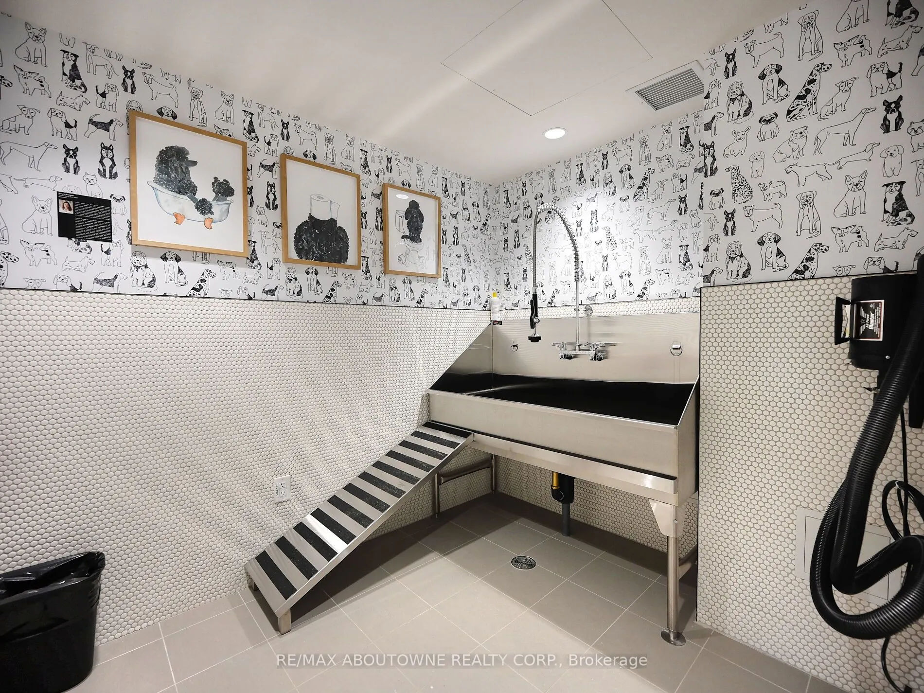 1495 Eglinton Avenue W, #704