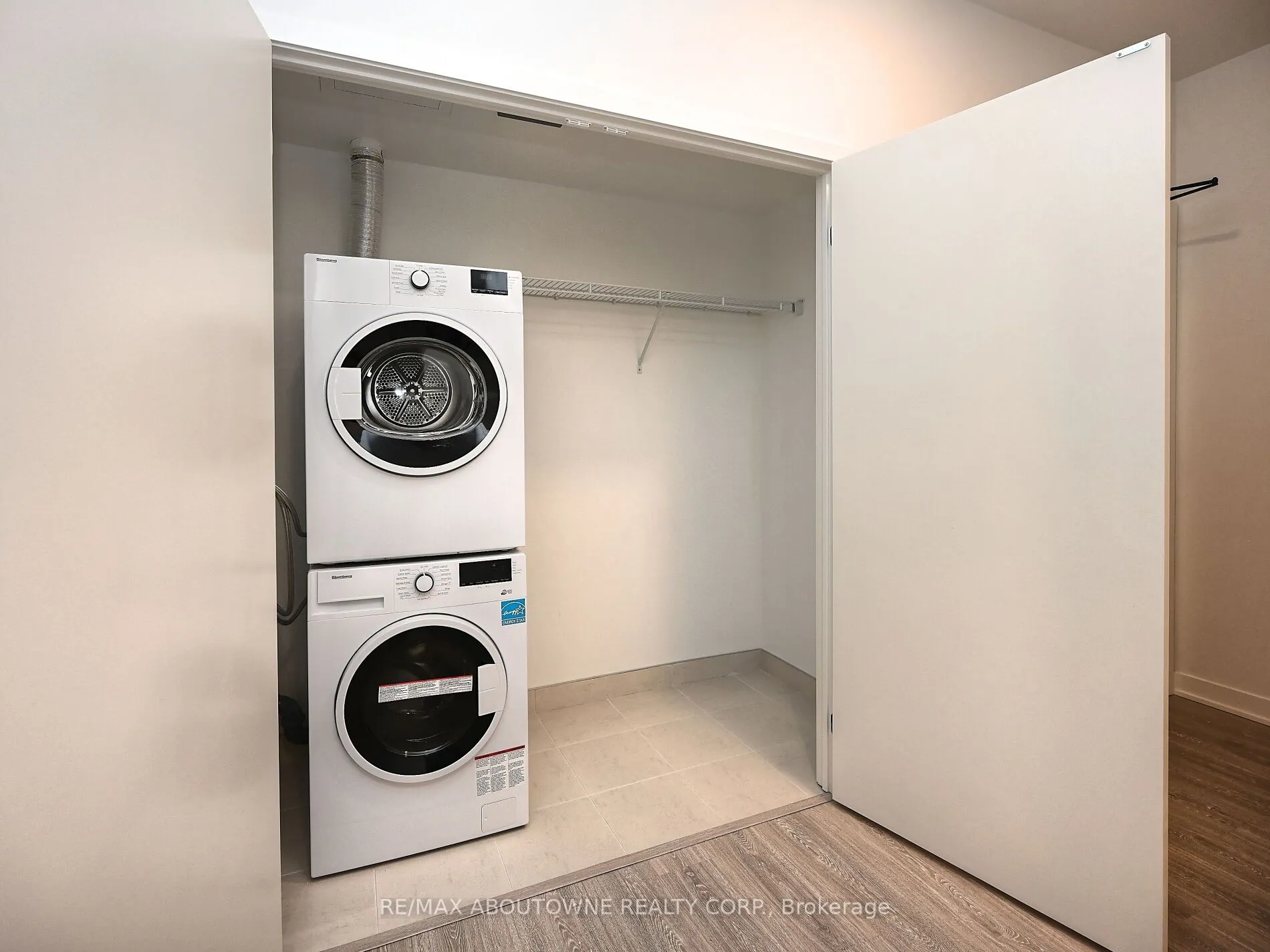 1495 Eglinton Avenue W, #704