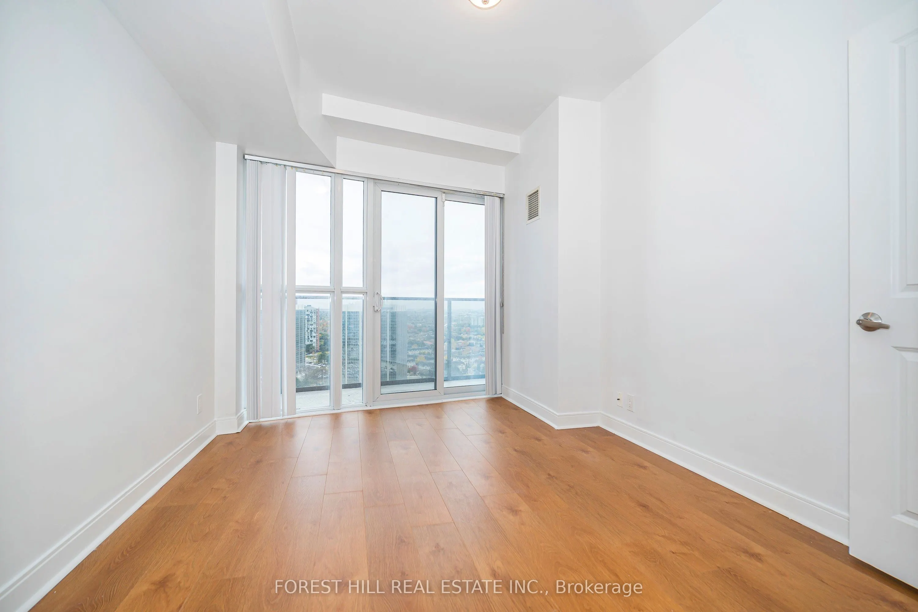 60 Absolute Avenue, #2207